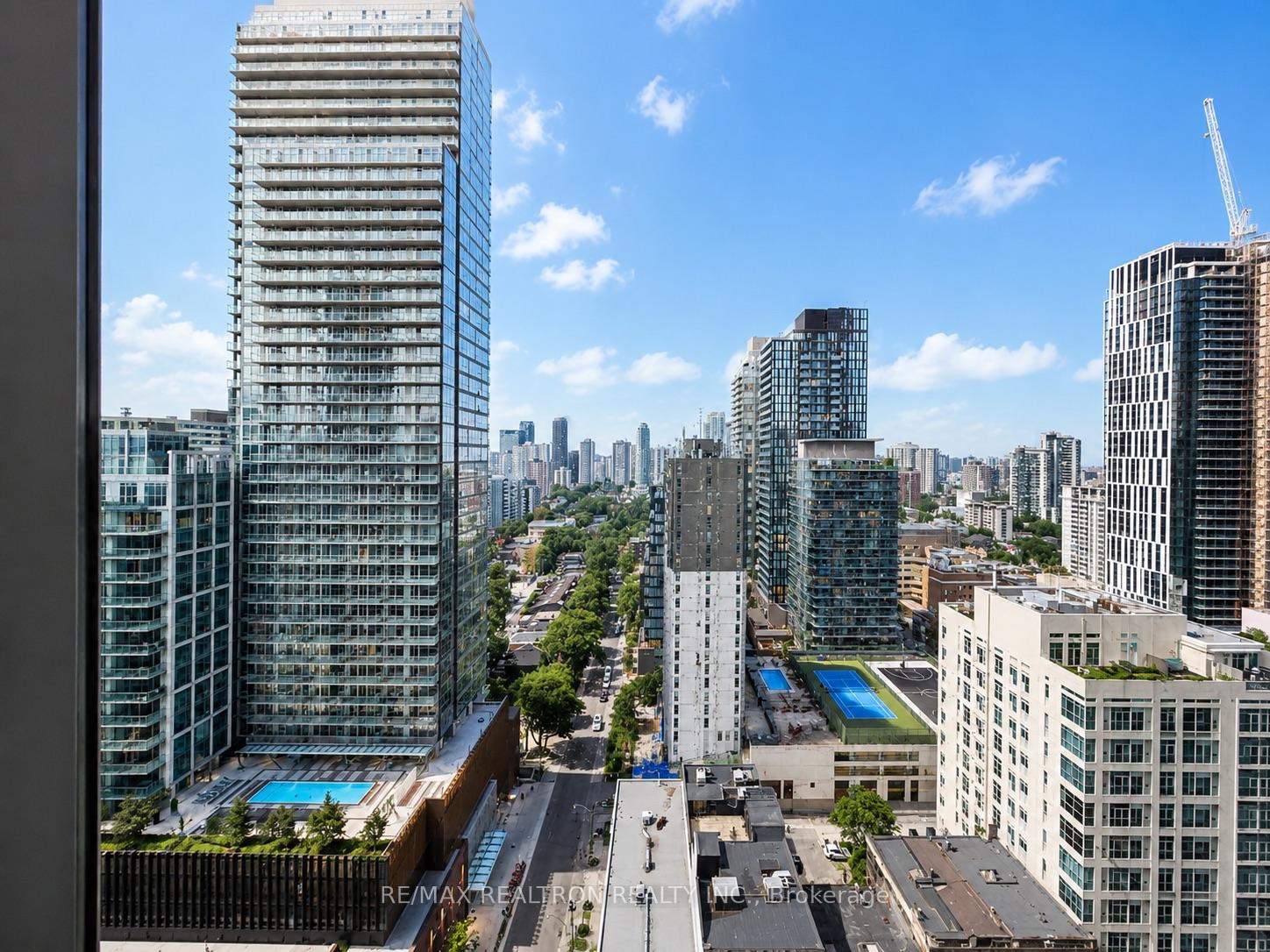 Photo 10 of Unit 2001, 5 St Joseph Street, Toronto, Bay Street Corridor — HOMEH