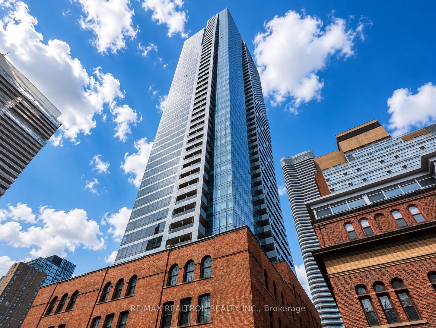 Photo 2 of Unit 2001, 5 St Joseph Street, Toronto, Bay Street Corridor — HOMEH