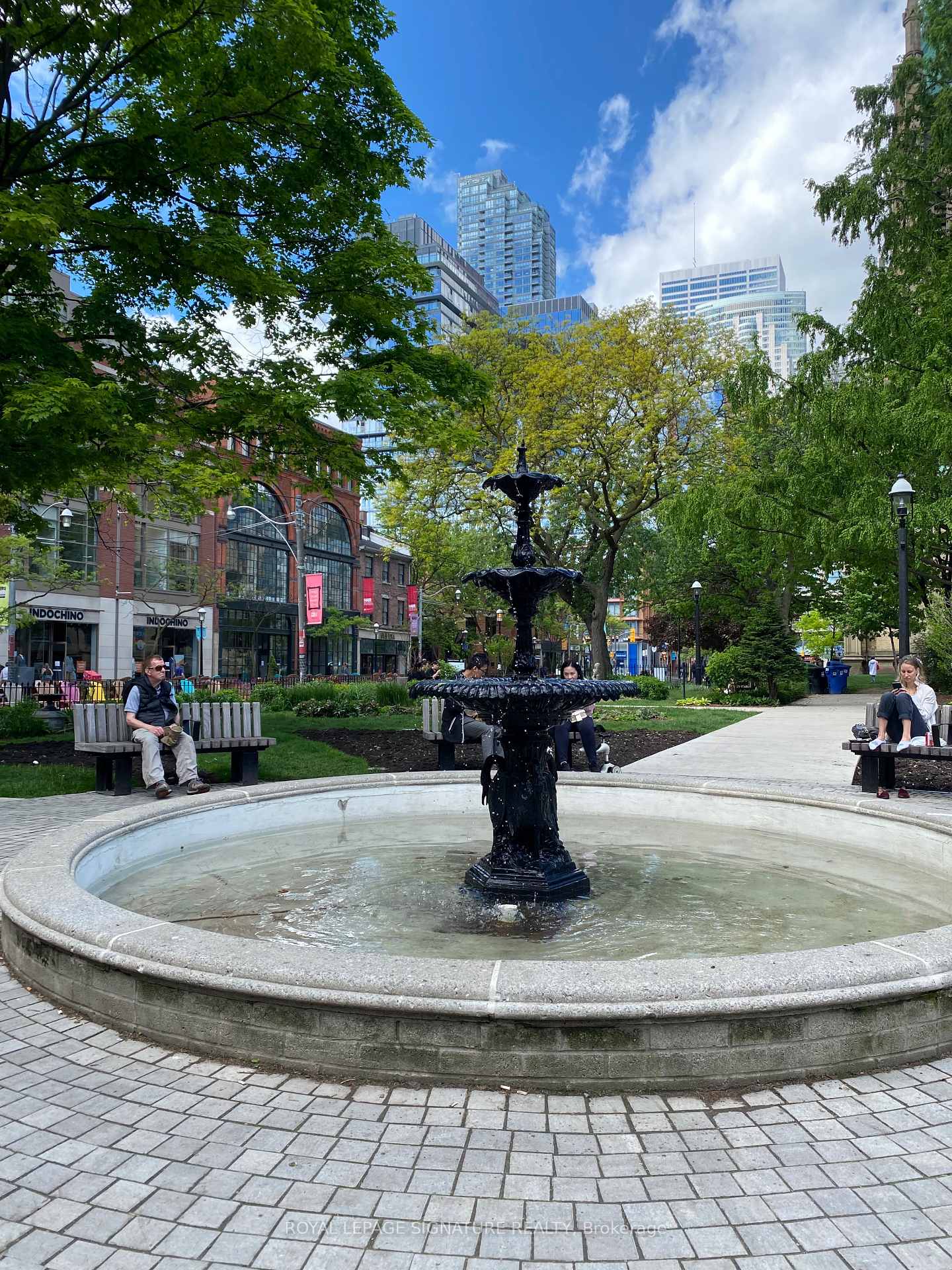 Photo 10 of Unit 1304, 95 Lombard Street, Toronto, Church-Yonge Corridor — HOMEH