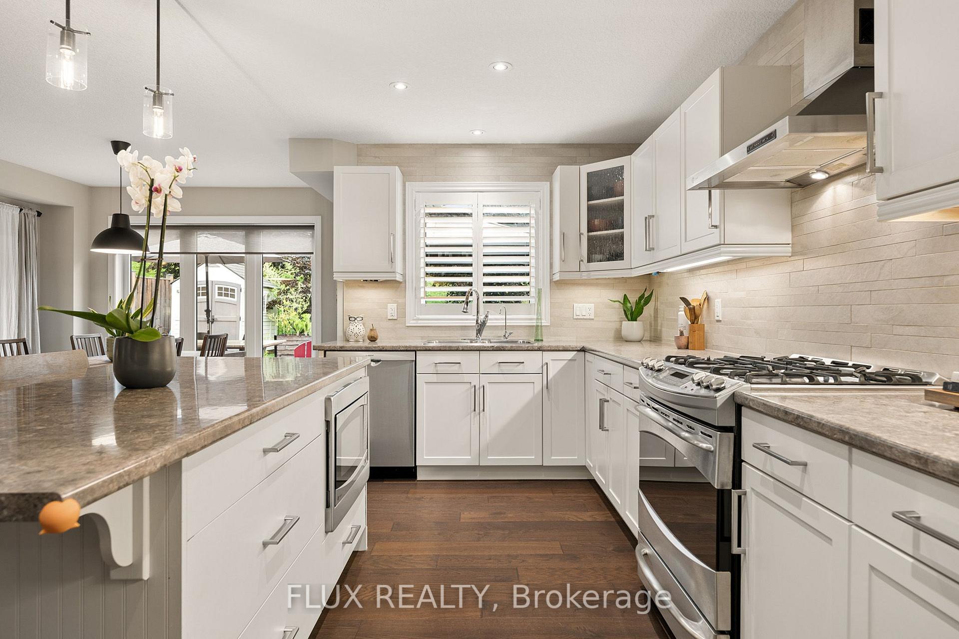 Photo 11 of 142 Maplecrest Drive, Woolwich, Breslau — HOMEH