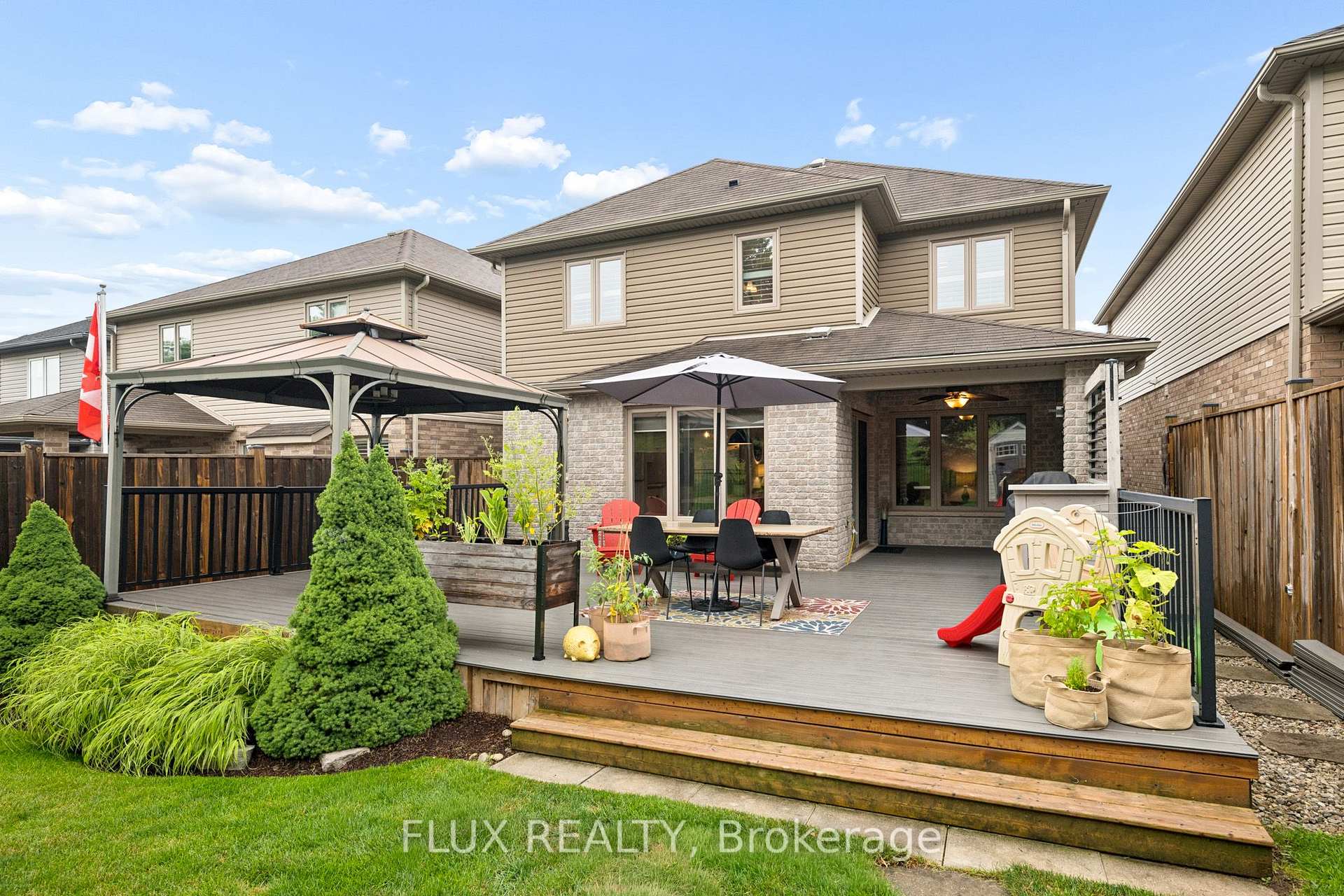 Photo 41 of 142 Maplecrest Drive, Woolwich, Breslau — HOMEH