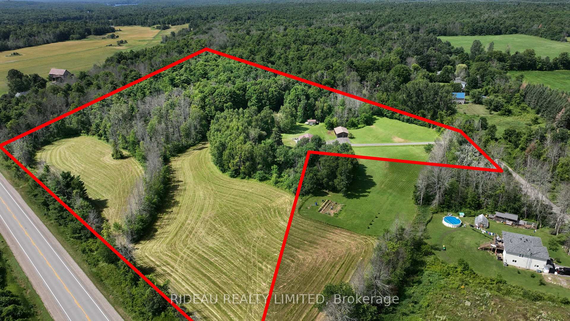 Photo 6 of 93 Mallens Road, Rideau Lakes, Rideau Lakes (South Crosby) Twp — HOMEH