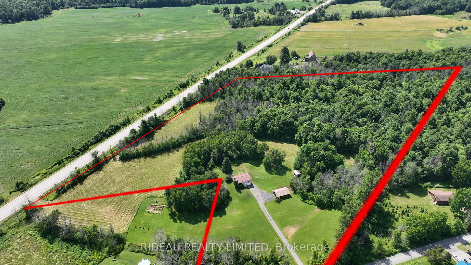 Photo 7 of 93 Mallens Road, Rideau Lakes, Rideau Lakes (South Crosby) Twp — HOMEH