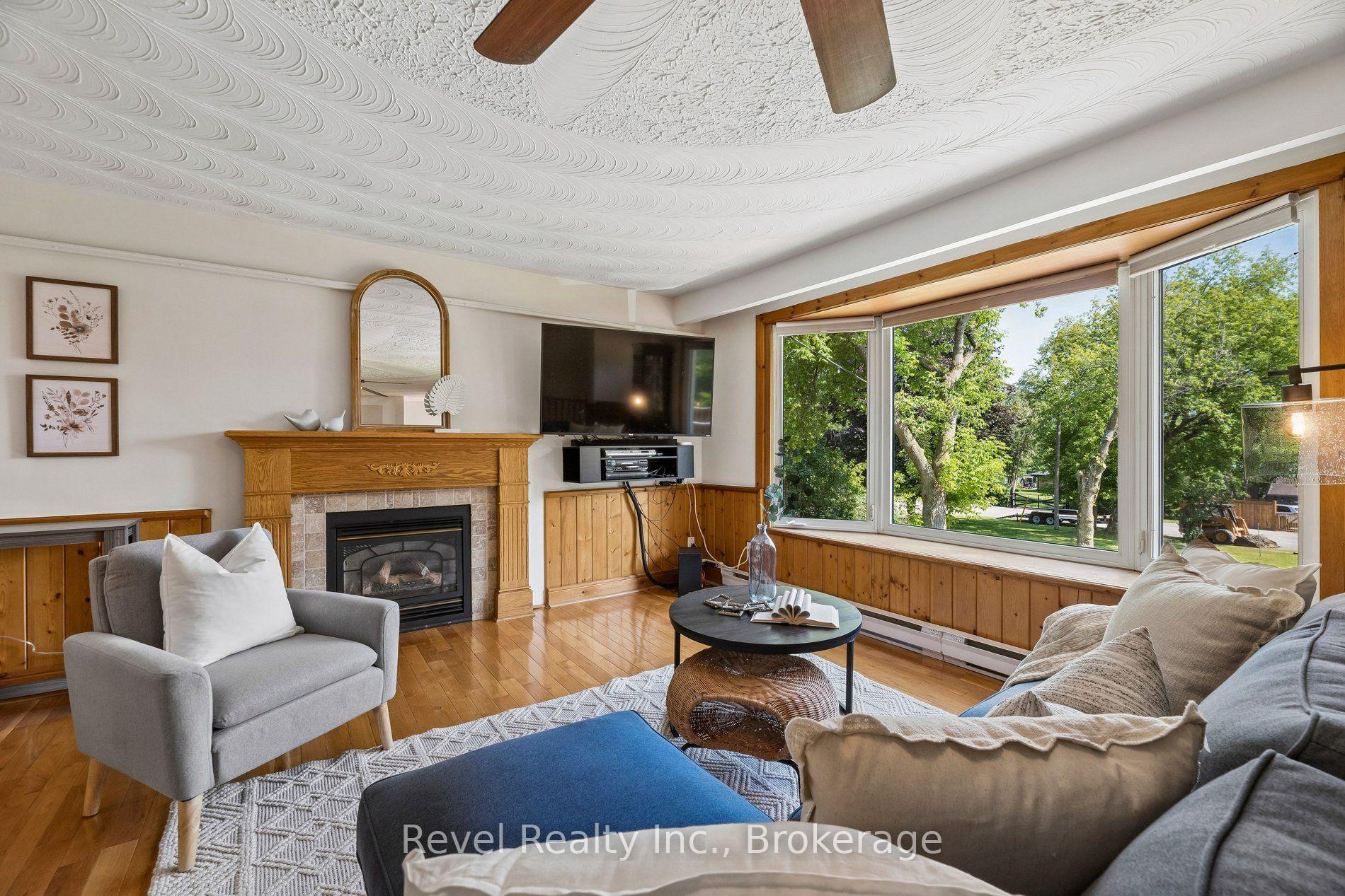 Photo 9 of 41 Lakeview Boulevard, Kawartha Lakes, Little Britain — HOMEH