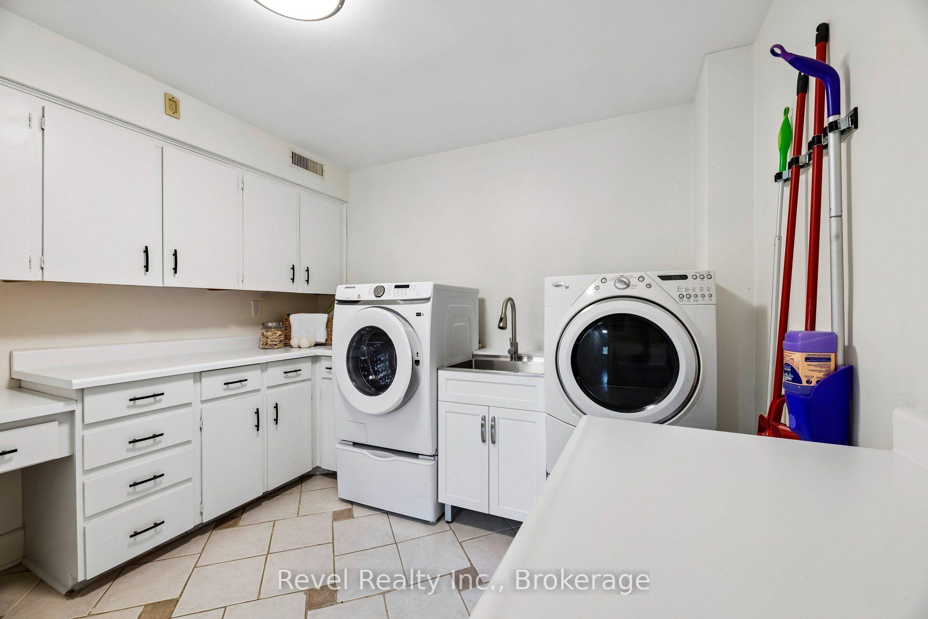 Photo 19 of 41 Lakeview Boulevard, Kawartha Lakes, Little Britain — HOMEH
