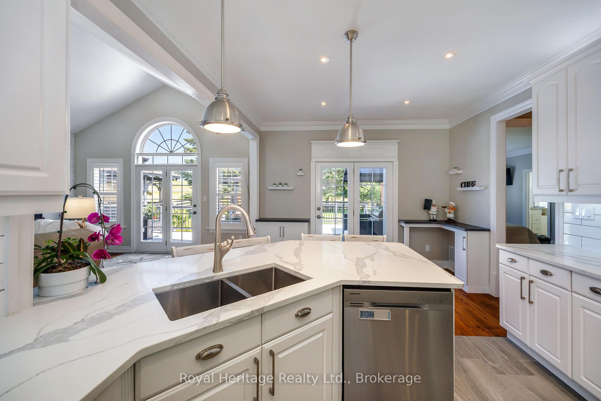 Photo 5 of 465 Chalk Lake Road, Scugog, Rural Scugog — HOMEH