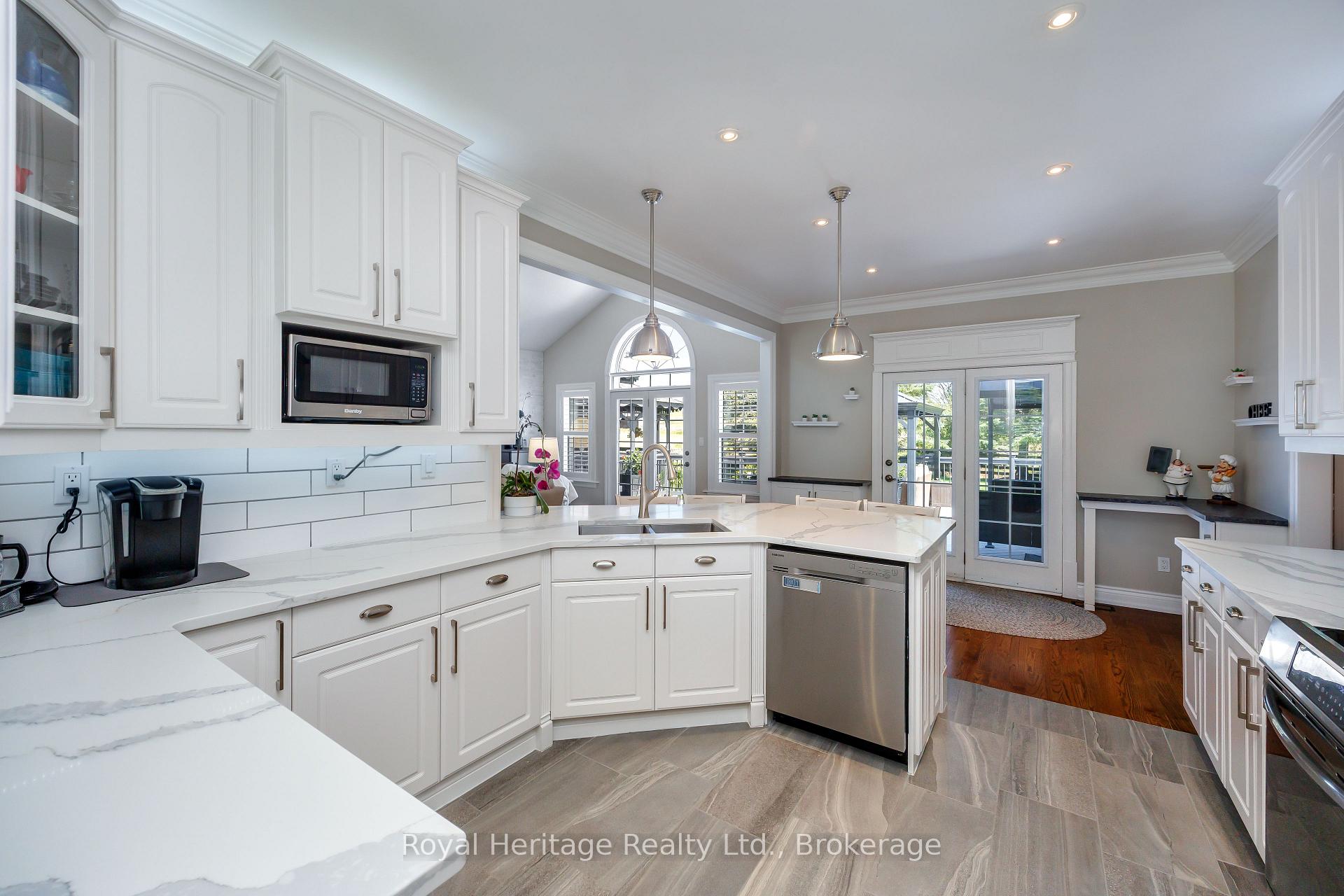 Photo 6 of 465 Chalk Lake Road, Scugog, Rural Scugog — HOMEH