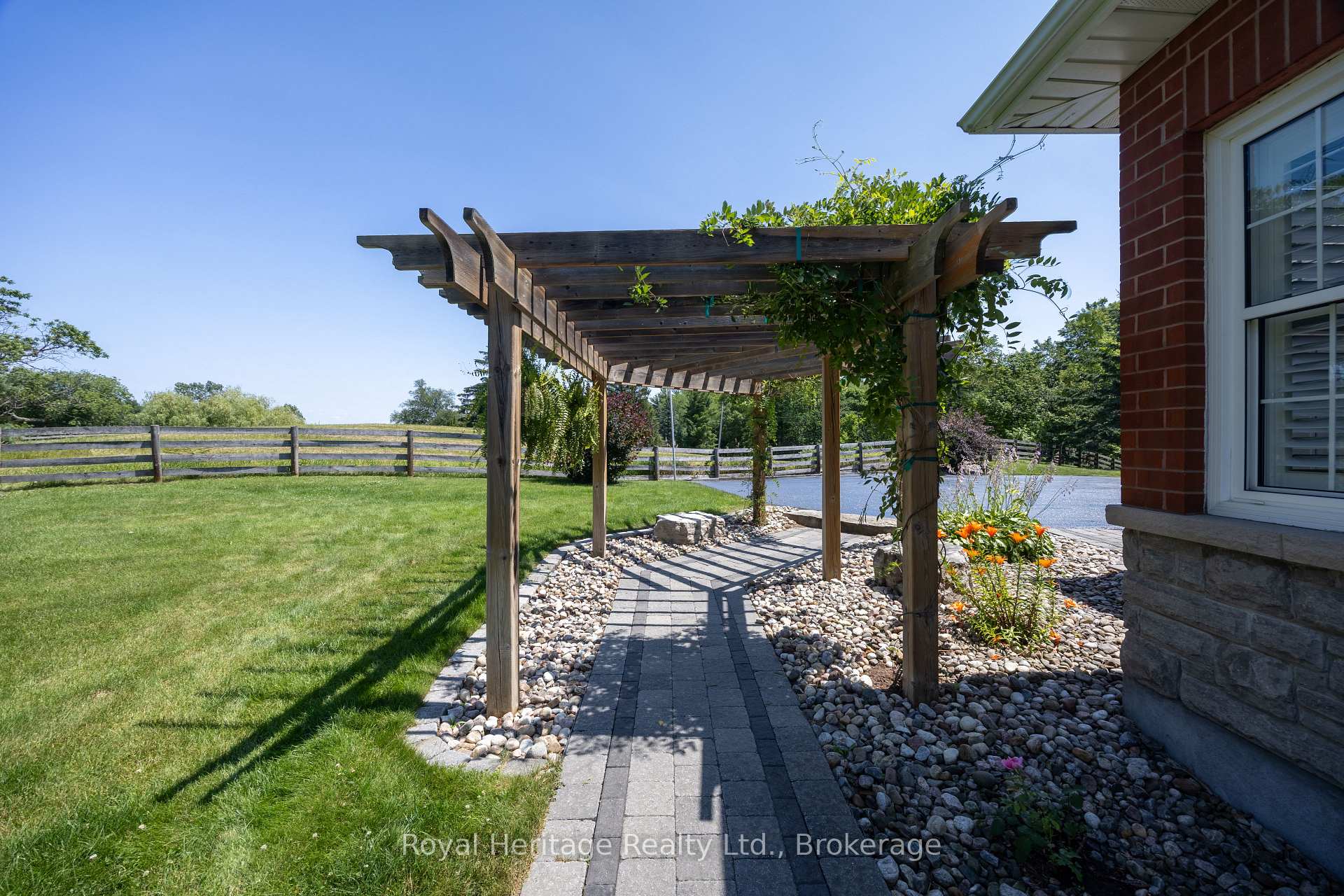 Photo 32 of 465 Chalk Lake Road, Scugog, Rural Scugog — HOMEH