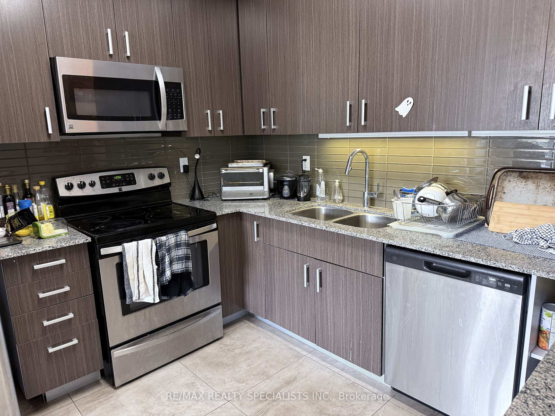 Photo 5 of Unit T210, 62 Balsam Street, Waterloo, Downtown Waterloo — HOMEH