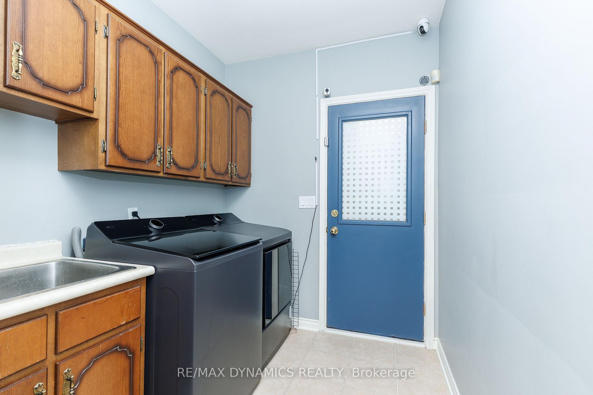 Photo 14 of 7362 Woodgate Street, Niagara Falls, Casey — HOMEH