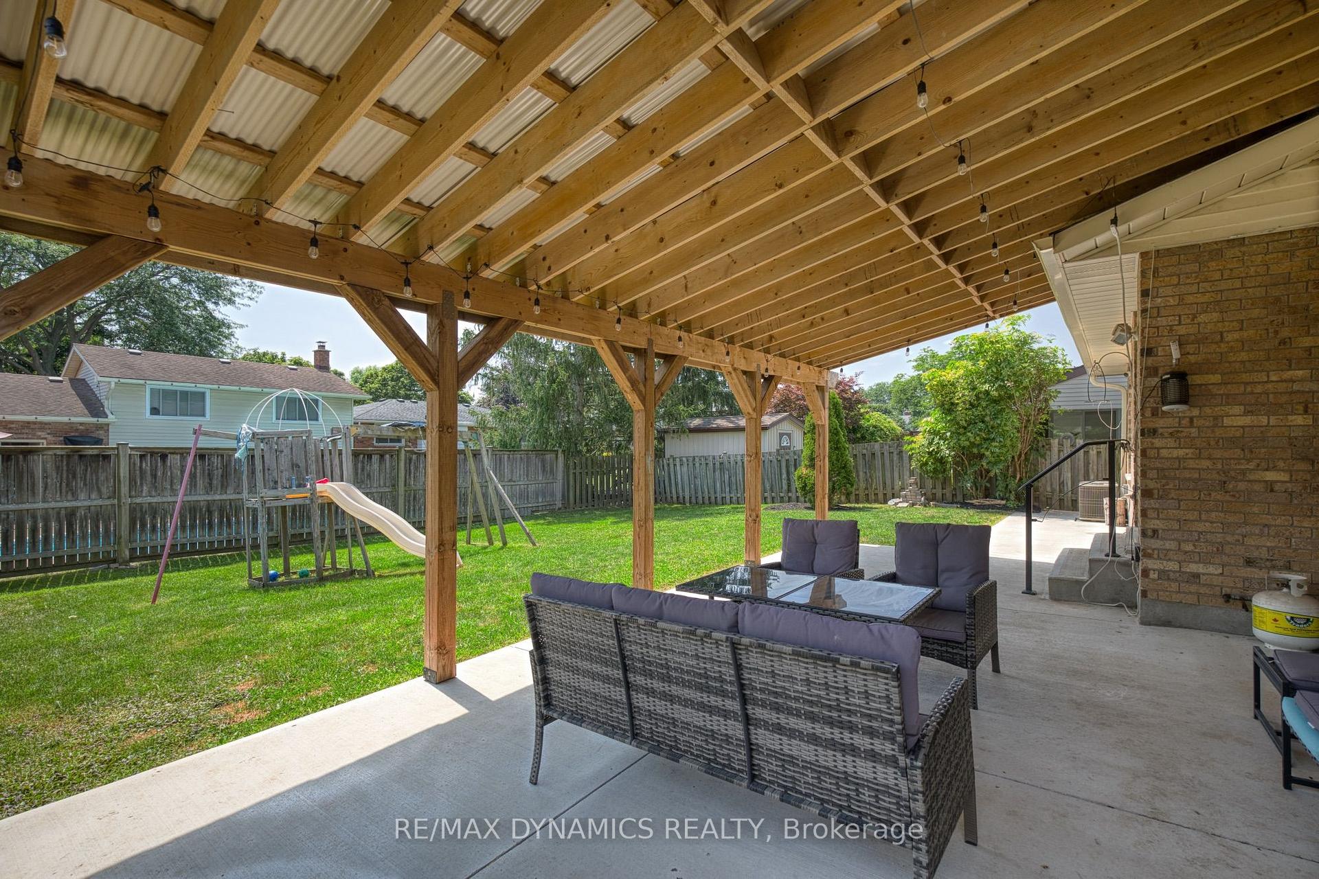 Photo 29 of 7362 Woodgate Street, Niagara Falls, Casey — HOMEH