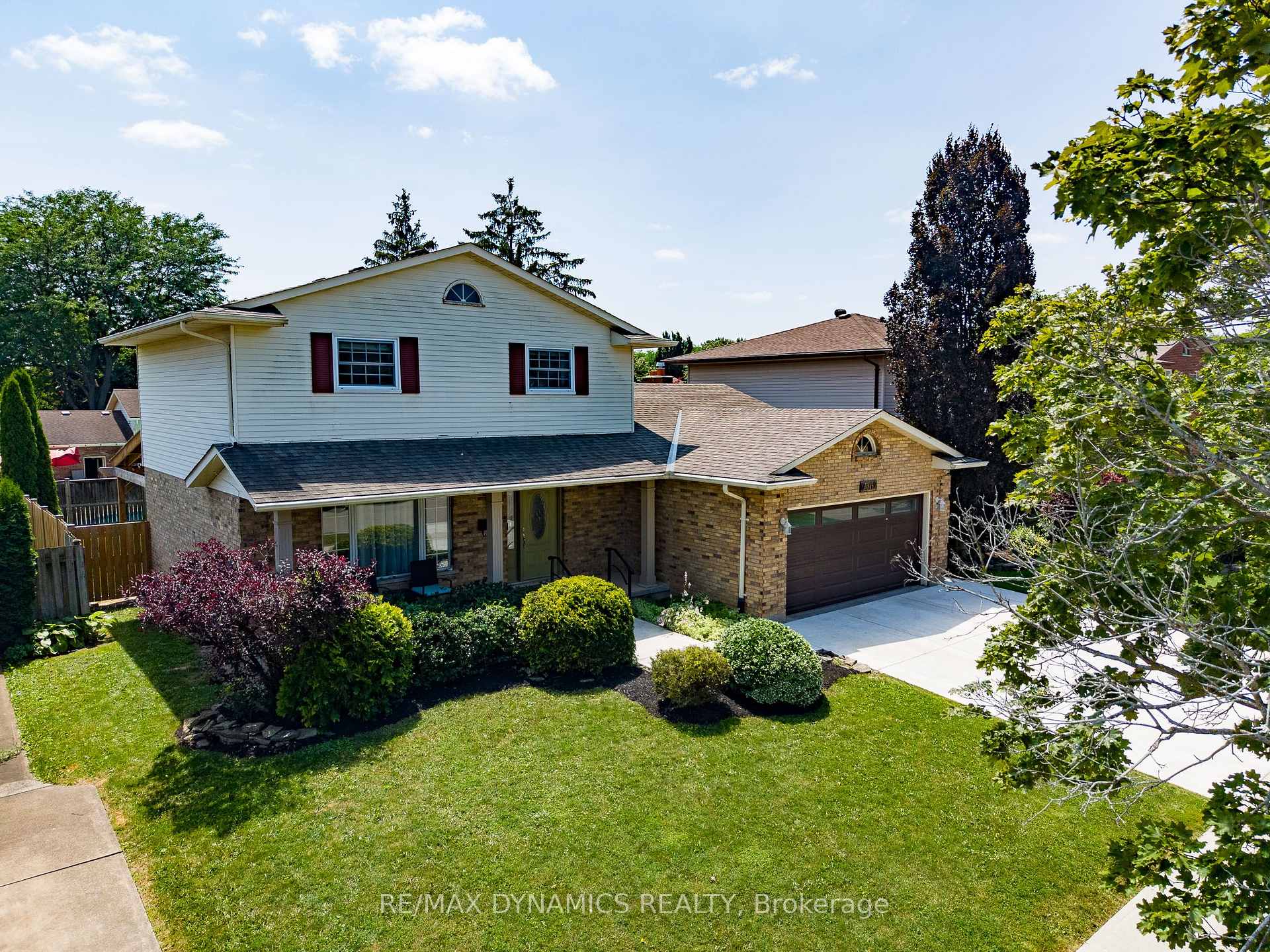 Photo 30 of 7362 Woodgate Street, Niagara Falls, Casey — HOMEH