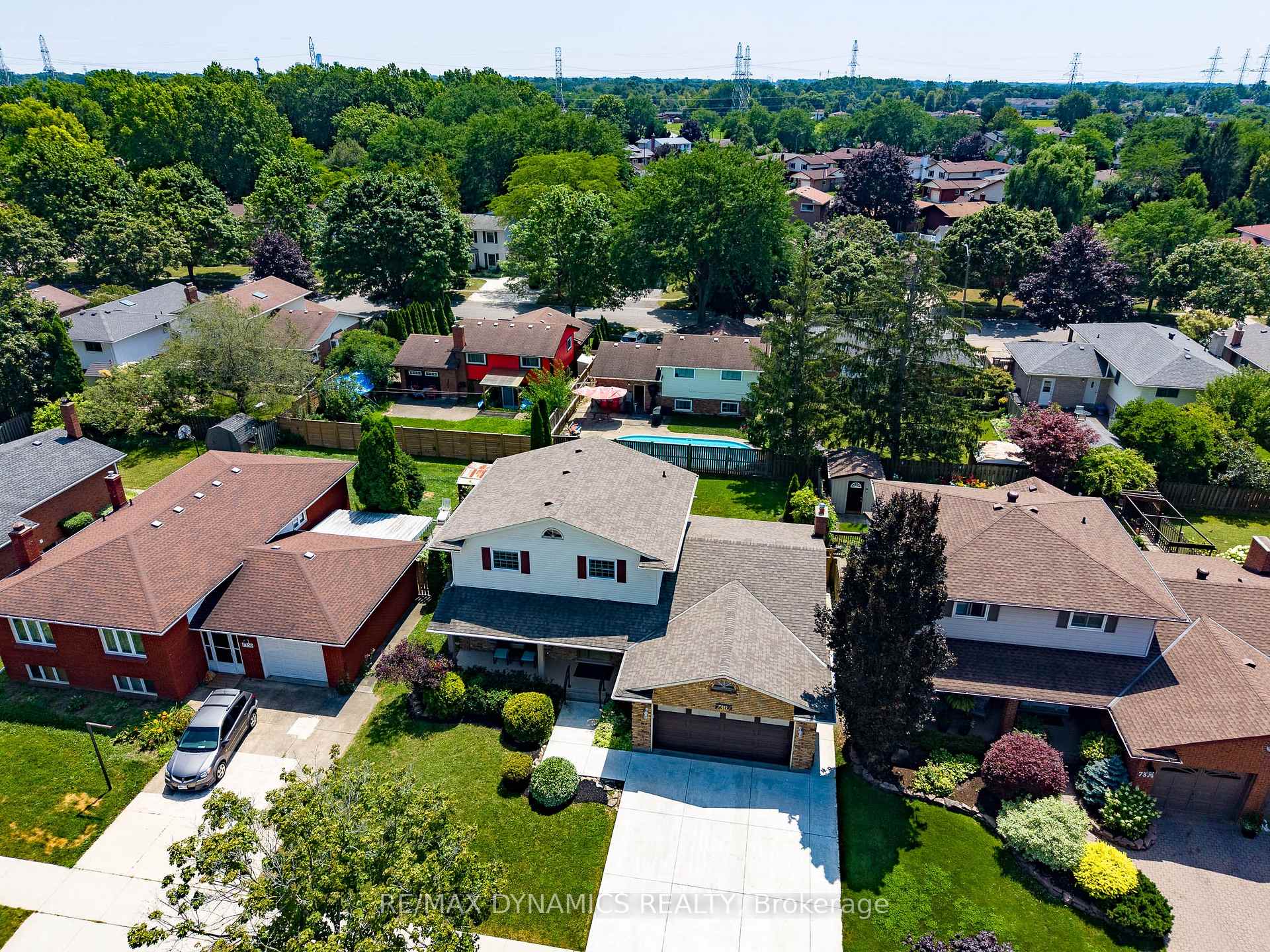 Photo 35 of 7362 Woodgate Street, Niagara Falls, Casey — HOMEH