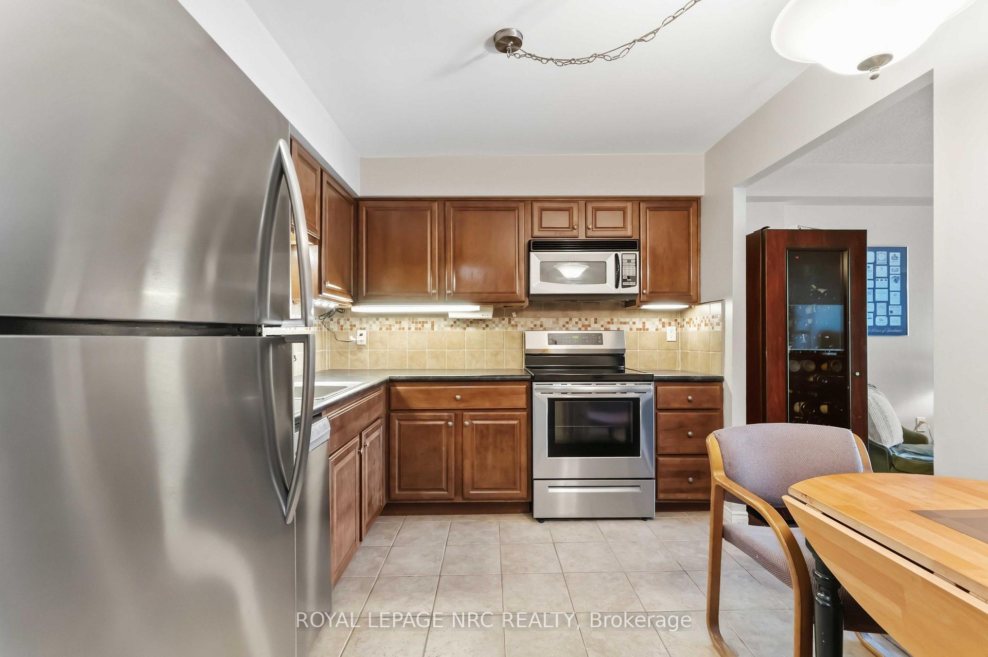 Photo 16 of Unit 210, 162 Martindale Road, St. Catharines, Grapeview — HOMEH