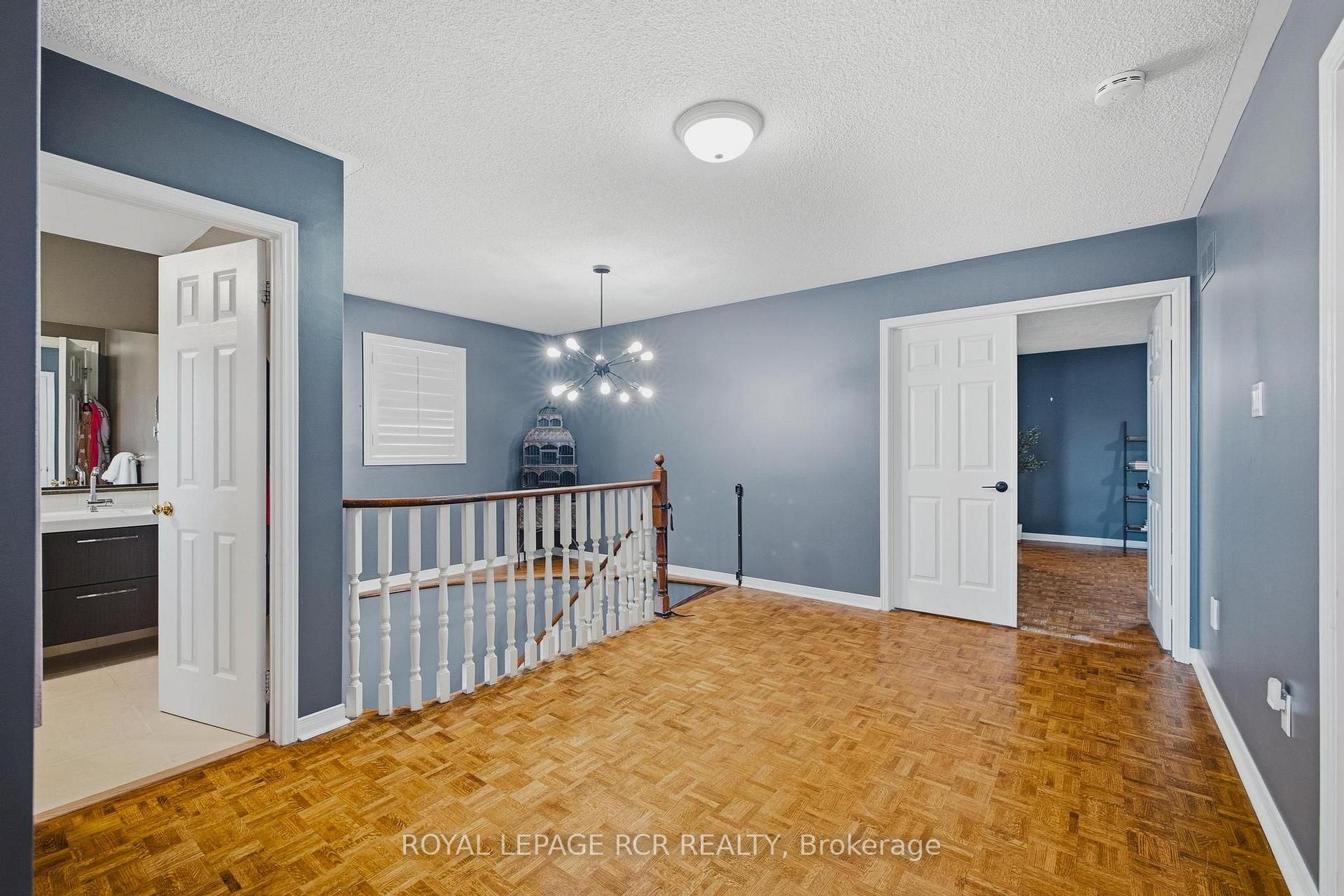 Photo 15 of 194 Andy Crescent, Vaughan, Elder Mills — HOMEH