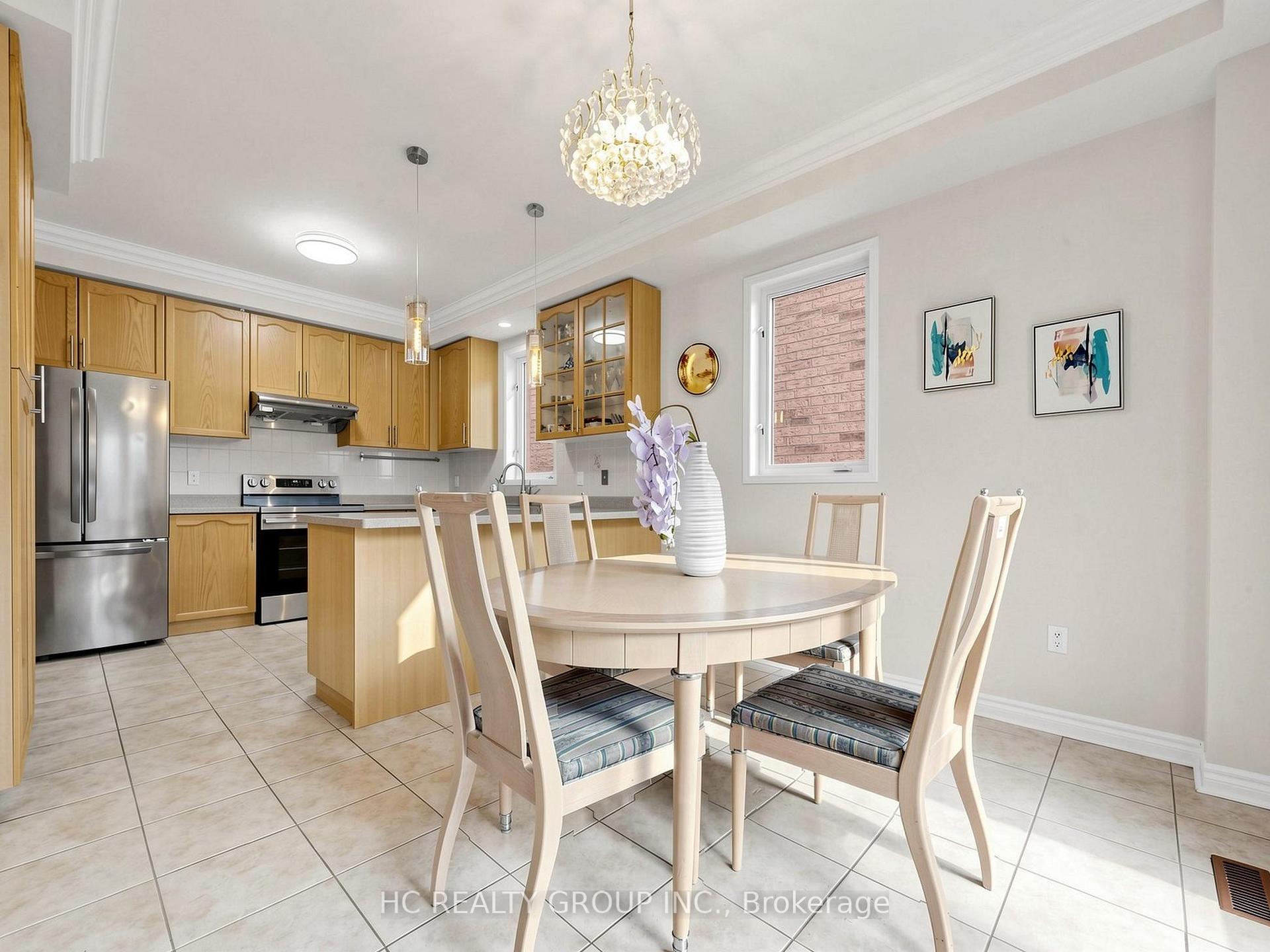 Photo 37 of 232 Stonebridge Drive, Markham, Berczy — HOMEH