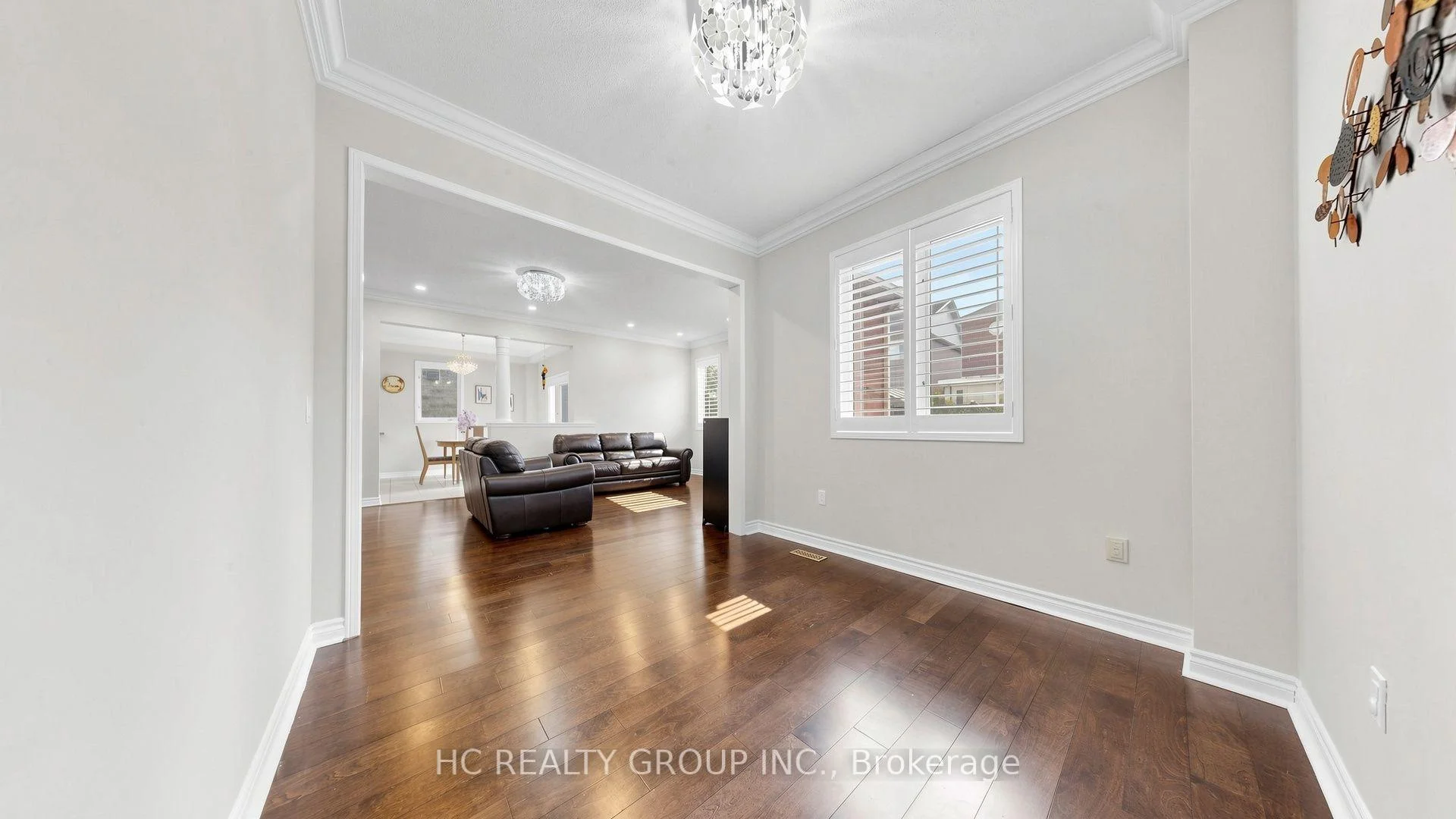 Photo 24 of 232 Stonebridge Drive, Markham, Berczy — HOMEH