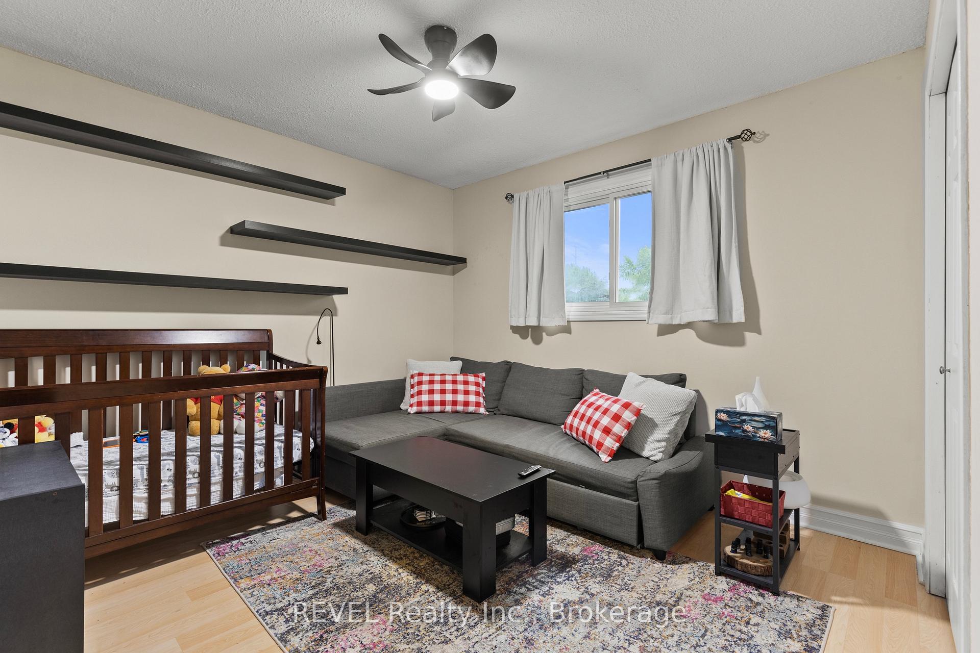 Photo 16 of 7782 Badger Road, Niagara Falls, West Wood — HOMEH
