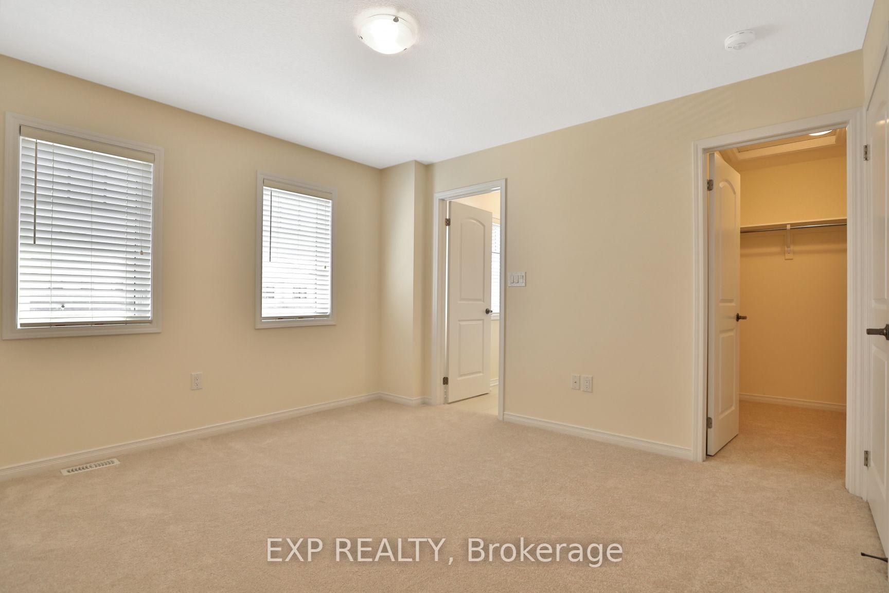 Photo 15 of 7 Pagebrook Crescent, Hamilton, Stoney Creek — HOMEH