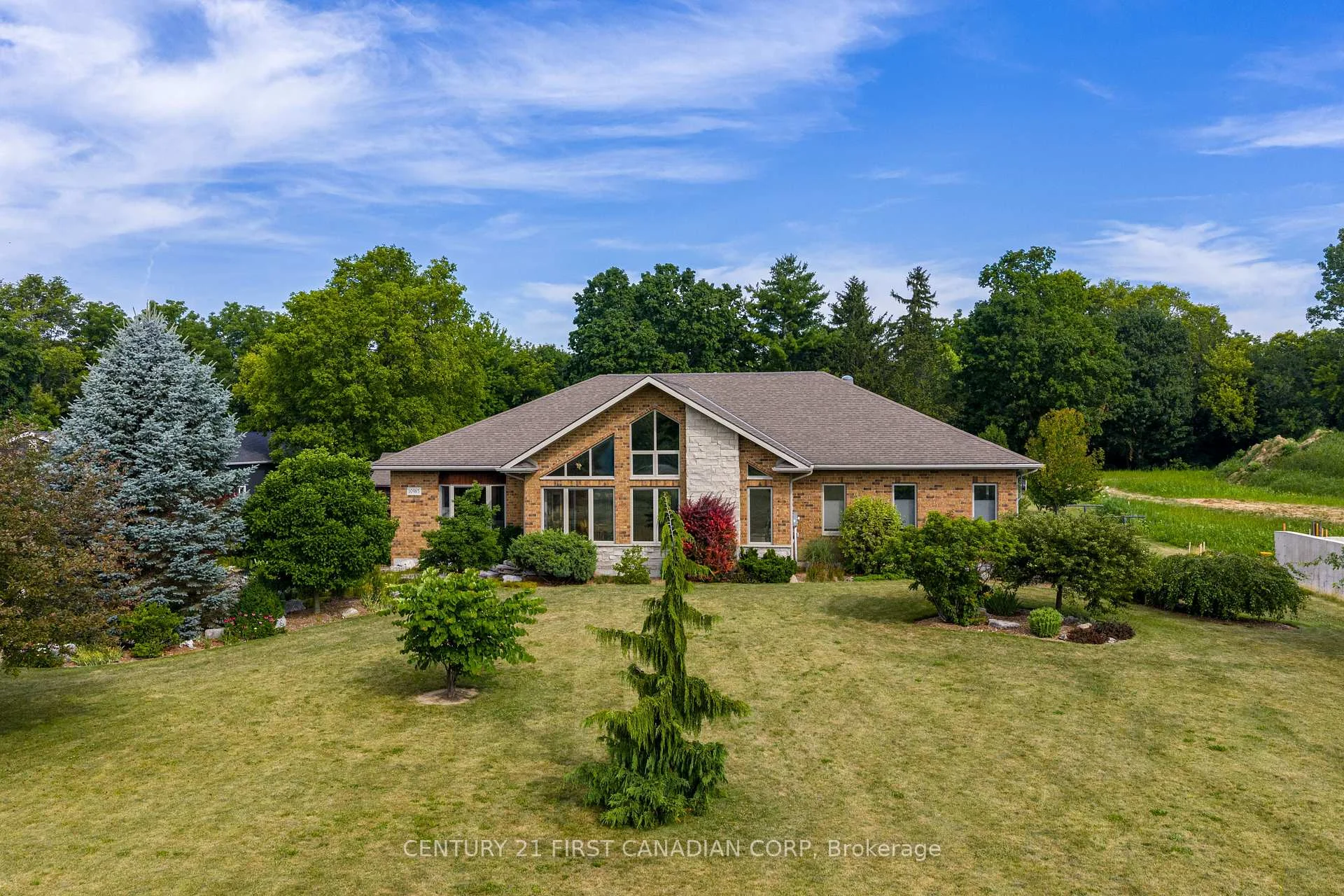 Photo 3 of 10965 River Line, Chatham-Kent — HOMEH