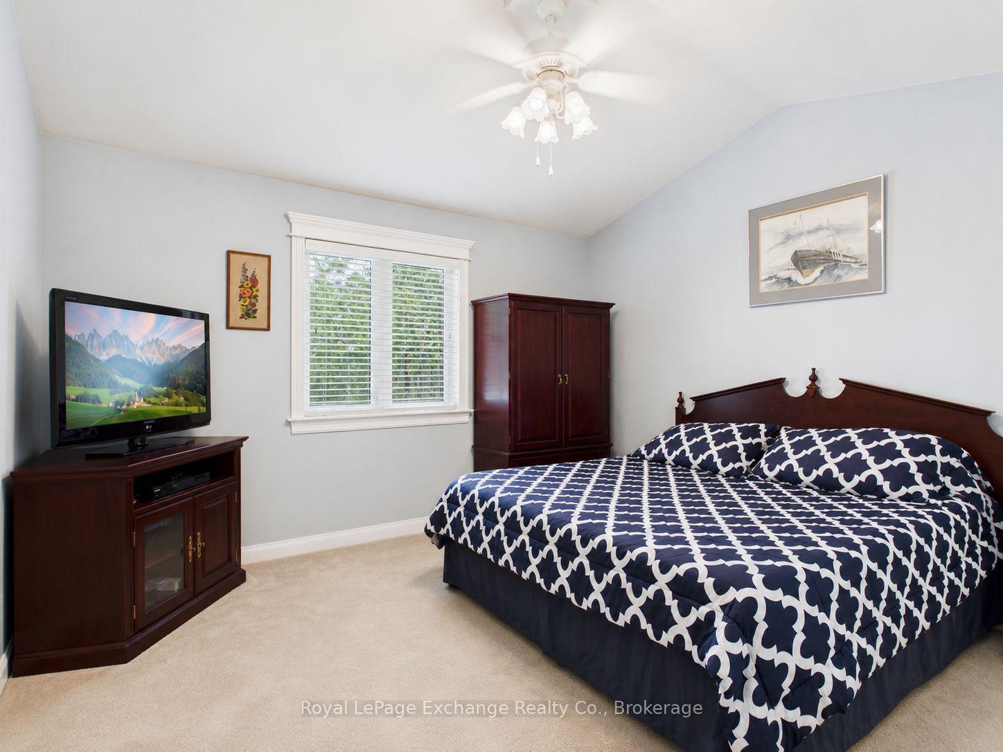 Photo 10 of 651 Pipers Court, Kincardine — HOMEH