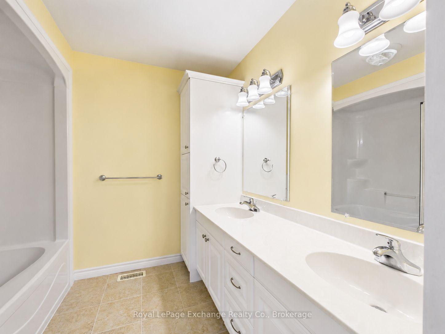 Photo 13 of 651 Pipers Court, Kincardine — HOMEH