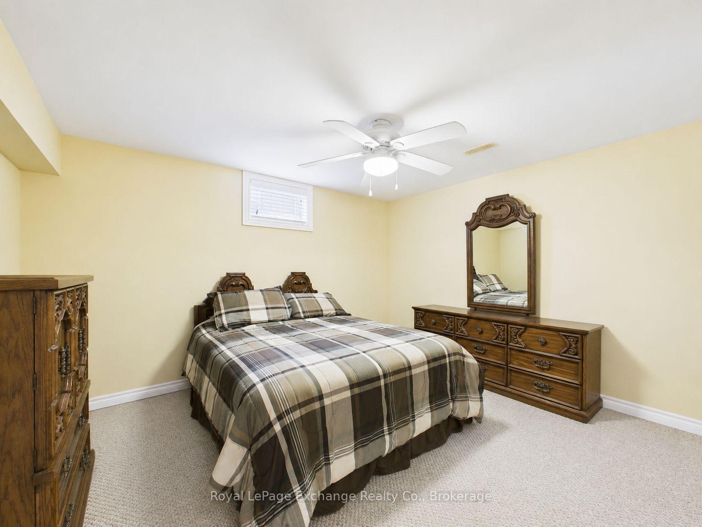 Photo 17 of 651 Pipers Court, Kincardine — HOMEH