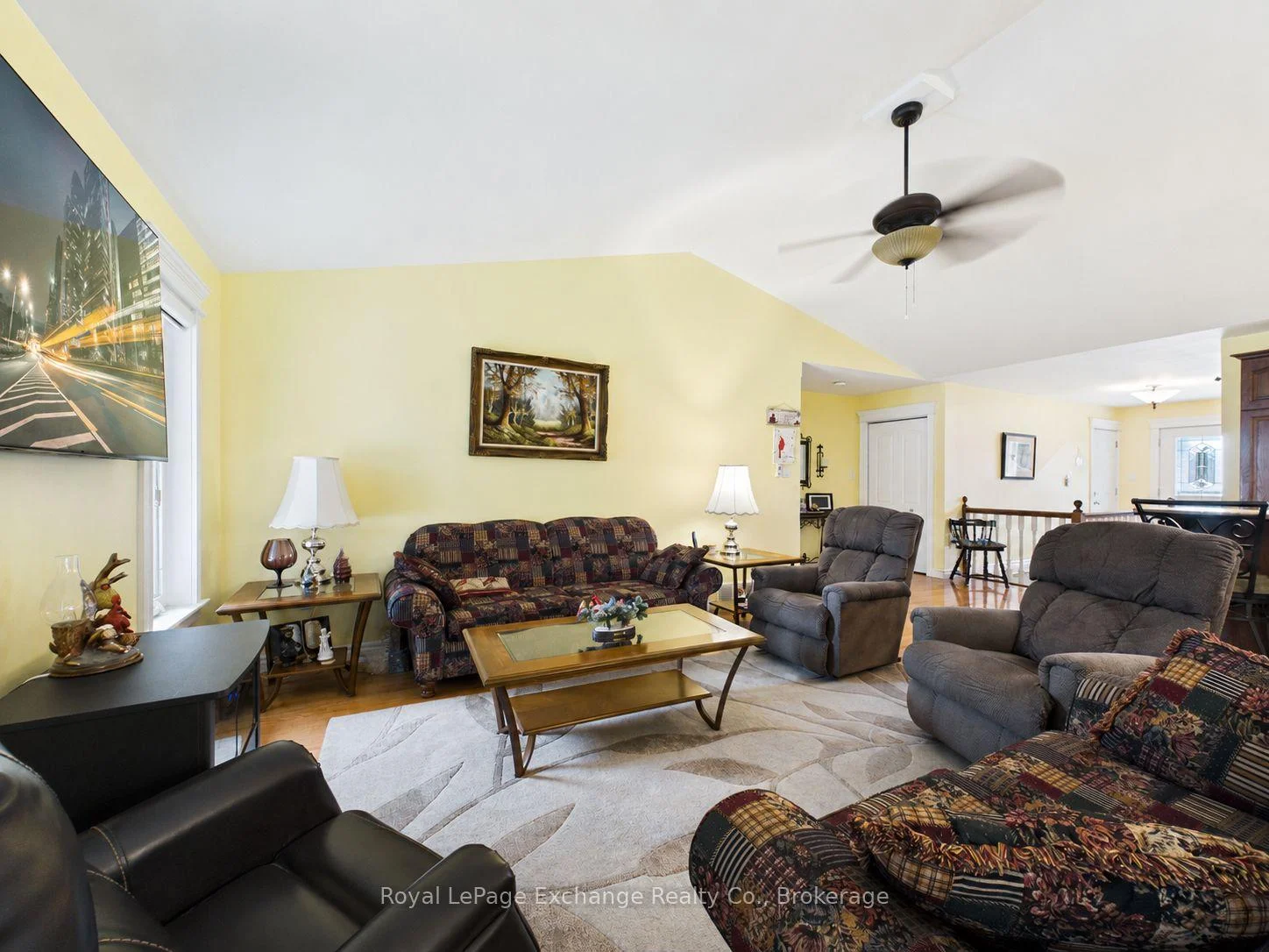 Photo 11 of 651 Pipers Court, Kincardine — HOMEH