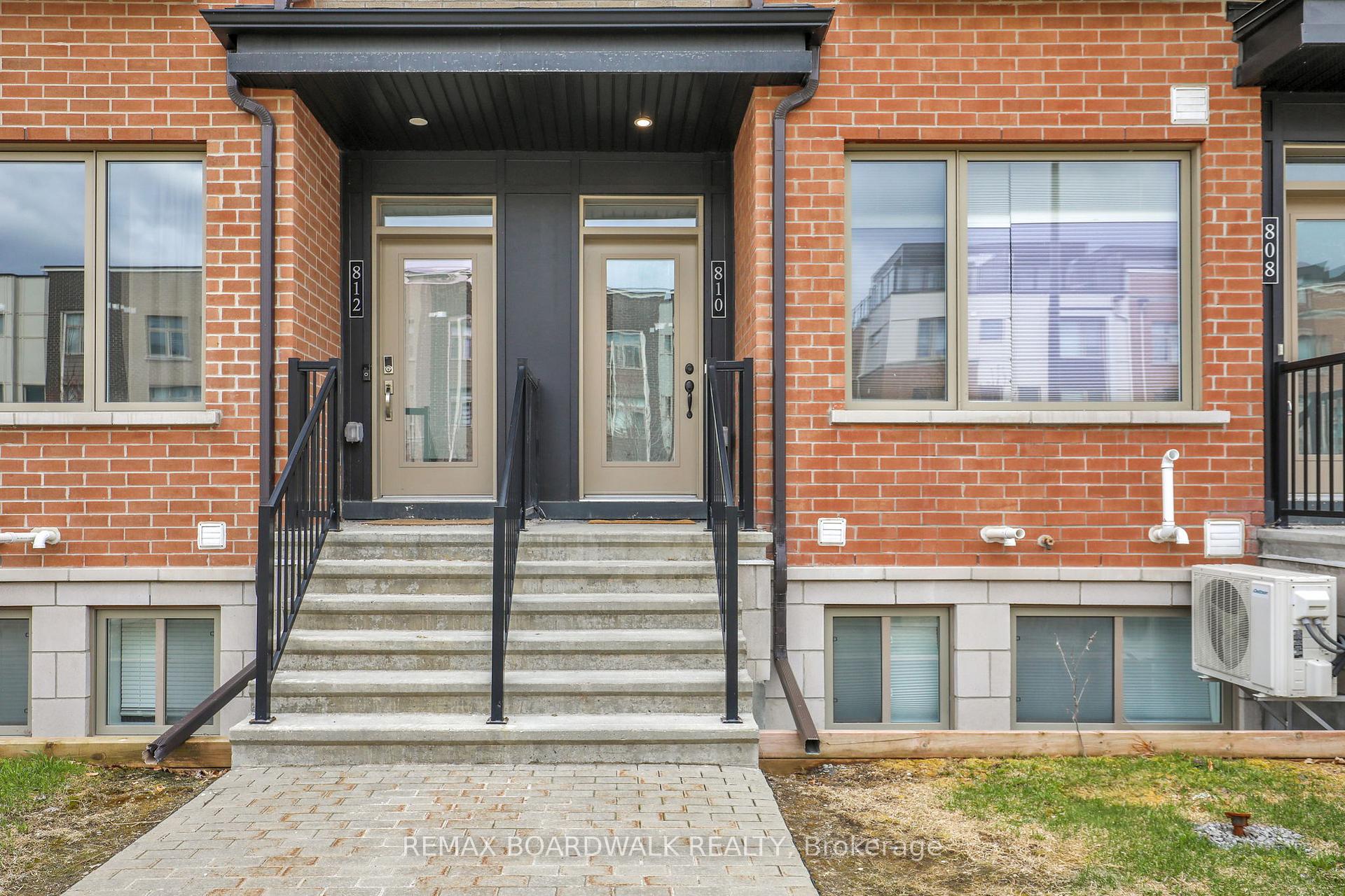 Photo 7 of 810 Mikinak Road, Ottawa, CFB Rockcliffe and Area — HOMEH