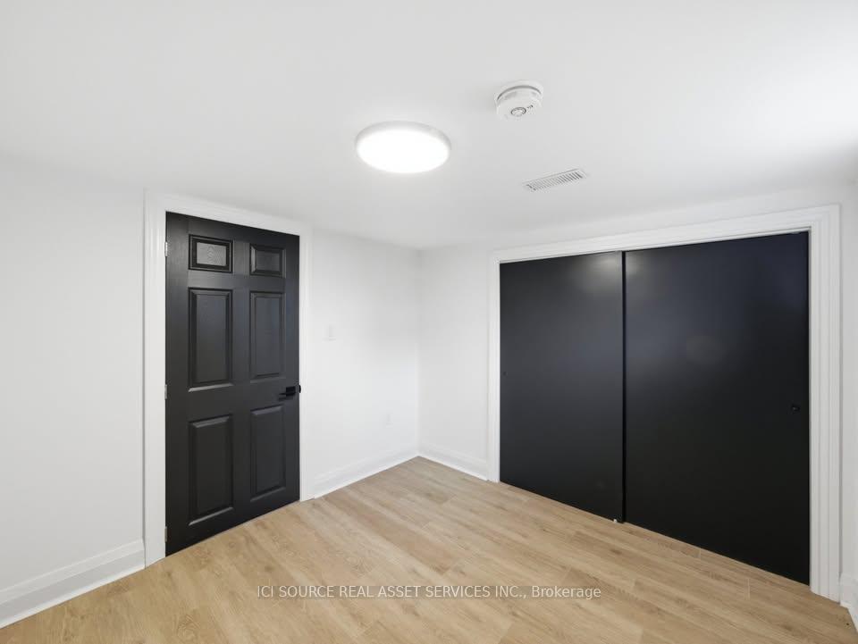 Photo 8 of Unit 1, 647 Limeridge Road E, Hamilton, Thorner — HOMEH