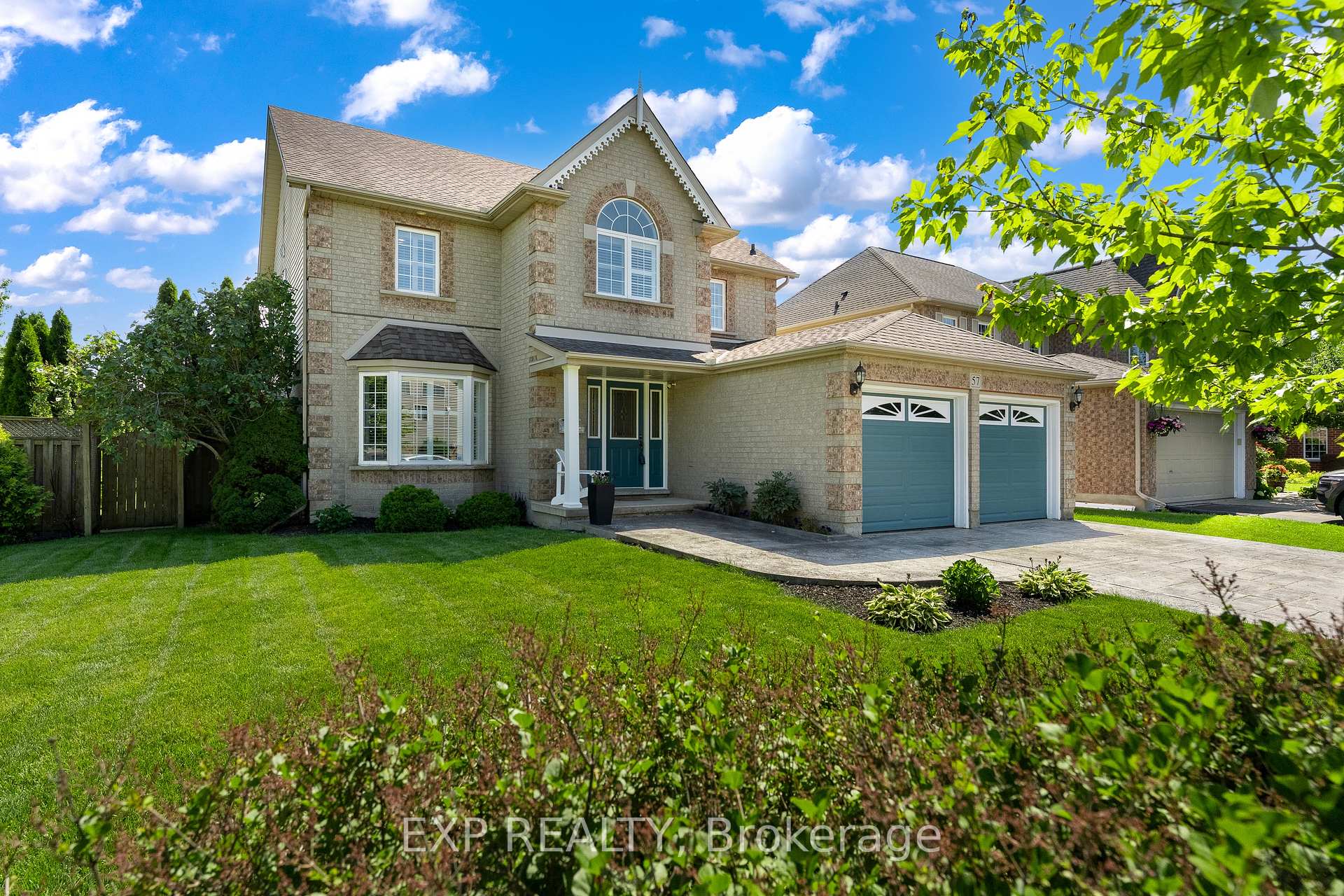 Photo 6 of 57 Goodman Crescent, St. Catharines, Rykert/Vansickle — HOMEH