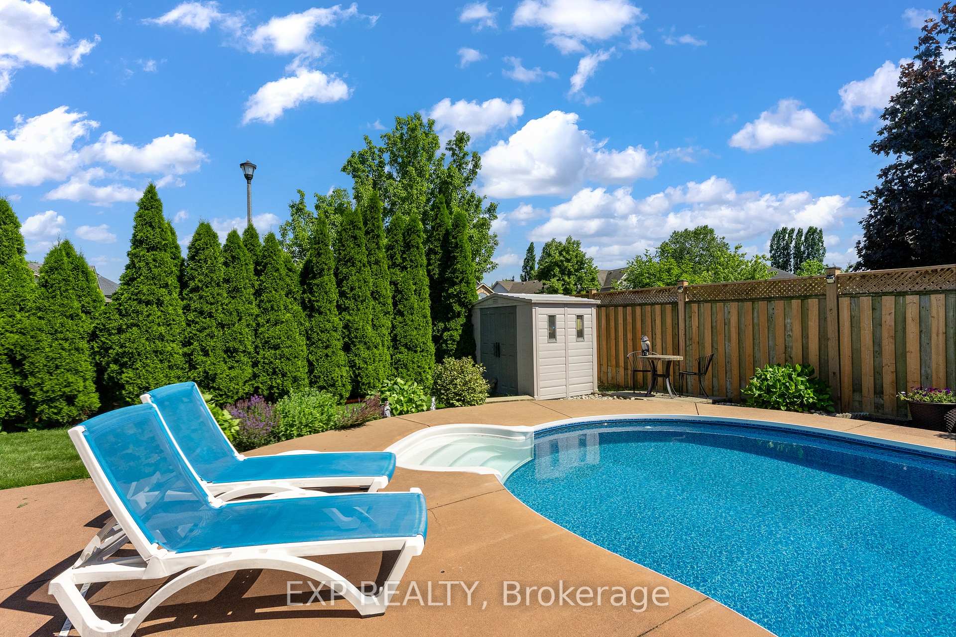 Photo 14 of 57 Goodman Crescent, St. Catharines, Rykert/Vansickle — HOMEH