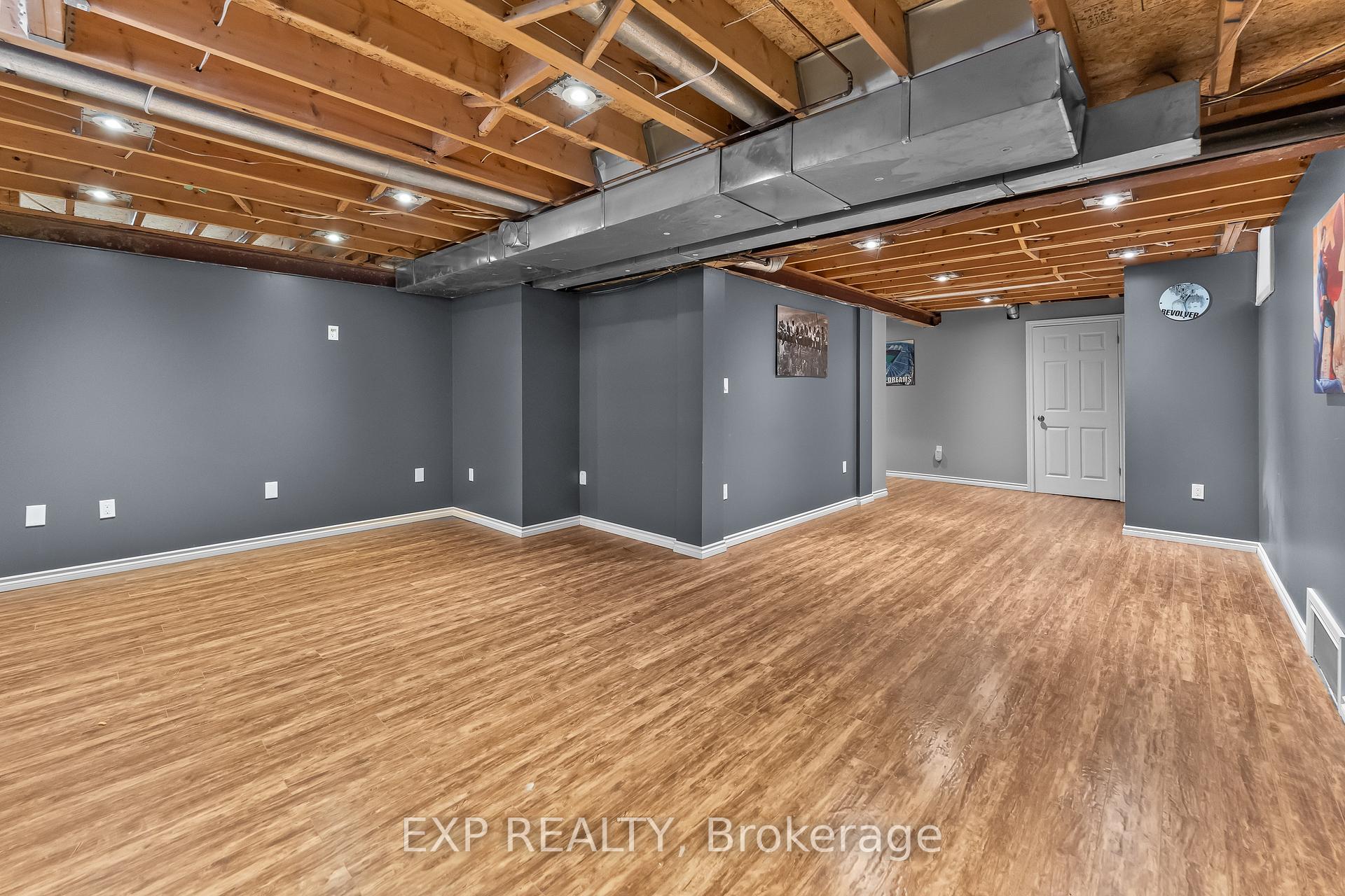 Photo 38 of 57 Goodman Crescent, St. Catharines, Rykert/Vansickle — HOMEH