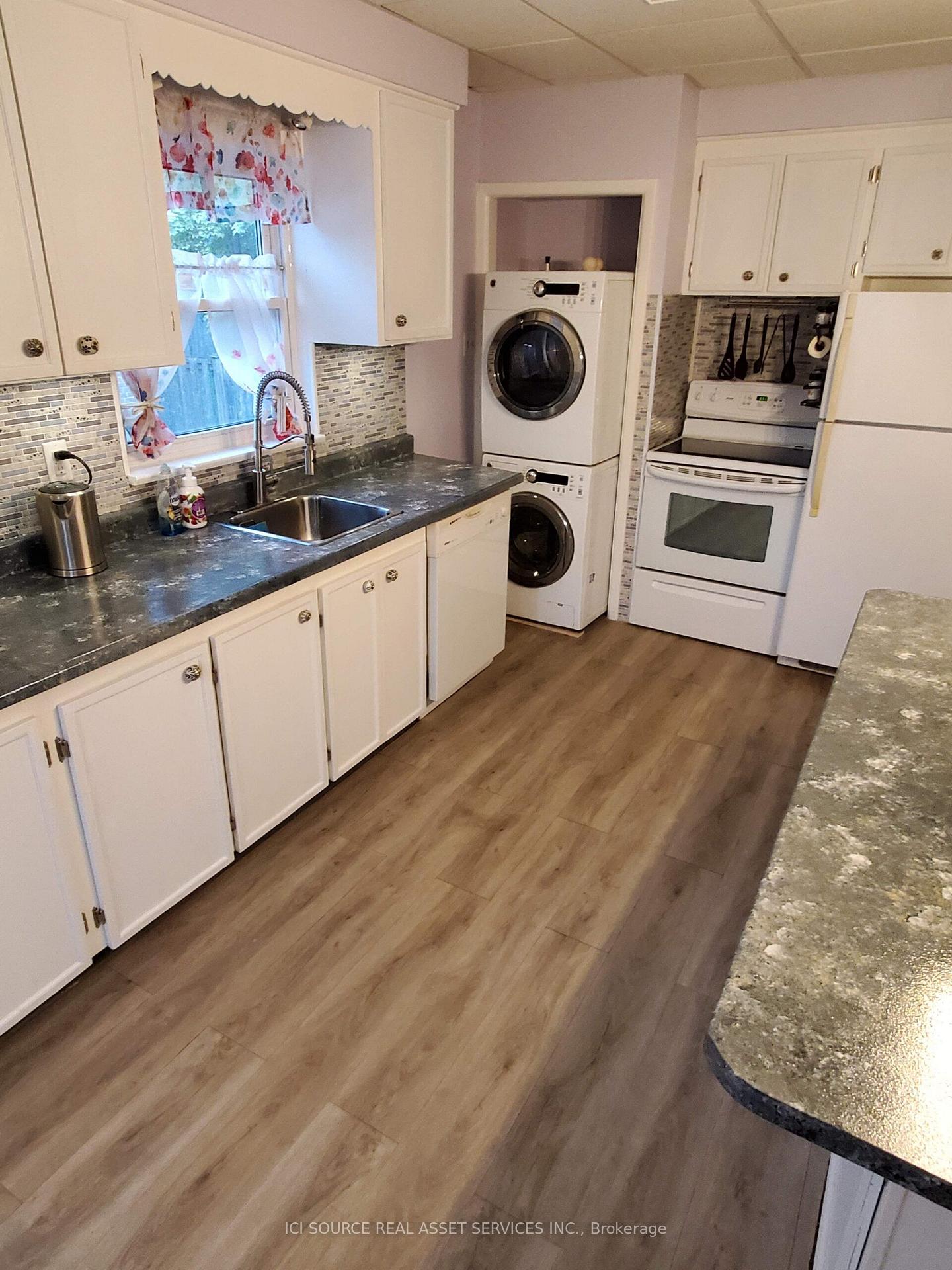 Photo 12 of Unit Main Floor, 412 Mountainview Drive, Milton, Old Milton — HOMEH