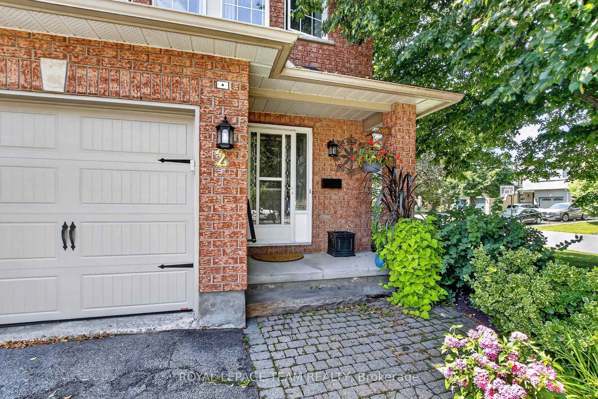 Photo 3 of 2 Wittingham Drive, Ottawa, Barrhaven East — HOMEH