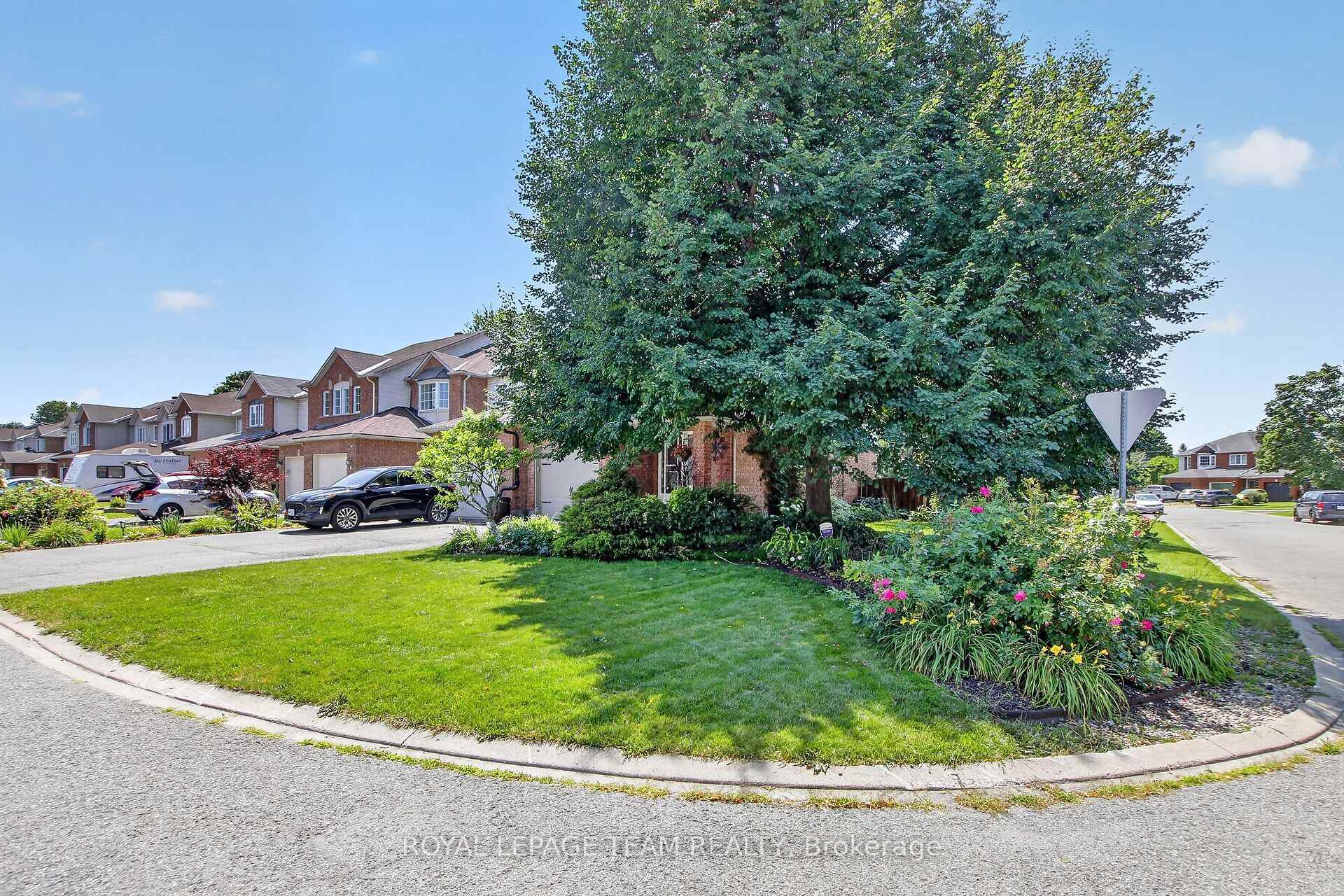 Photo 4 of 2 Wittingham Drive, Ottawa, Barrhaven East — HOMEH