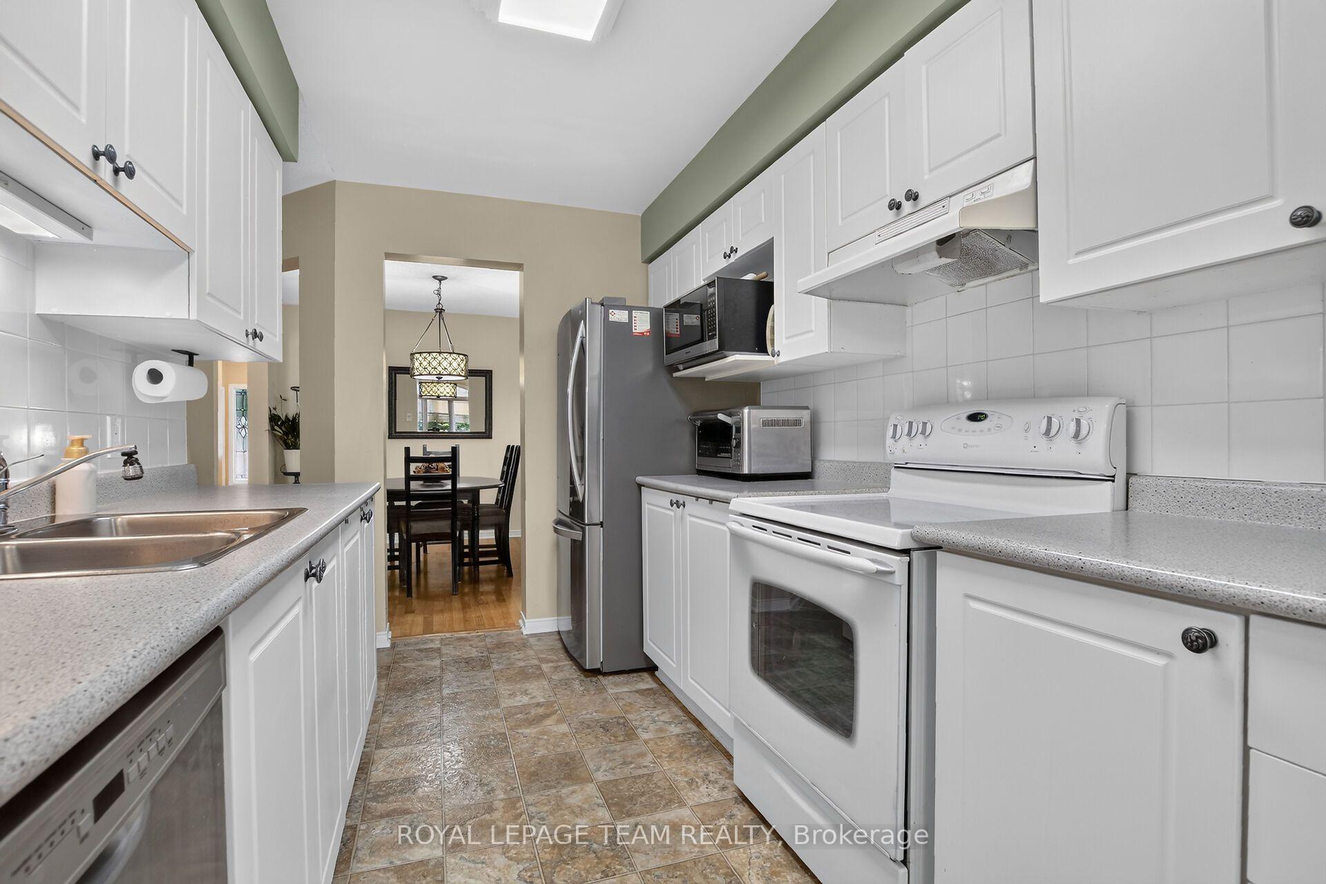 Photo 17 of 2 Wittingham Drive, Ottawa, Barrhaven East — HOMEH