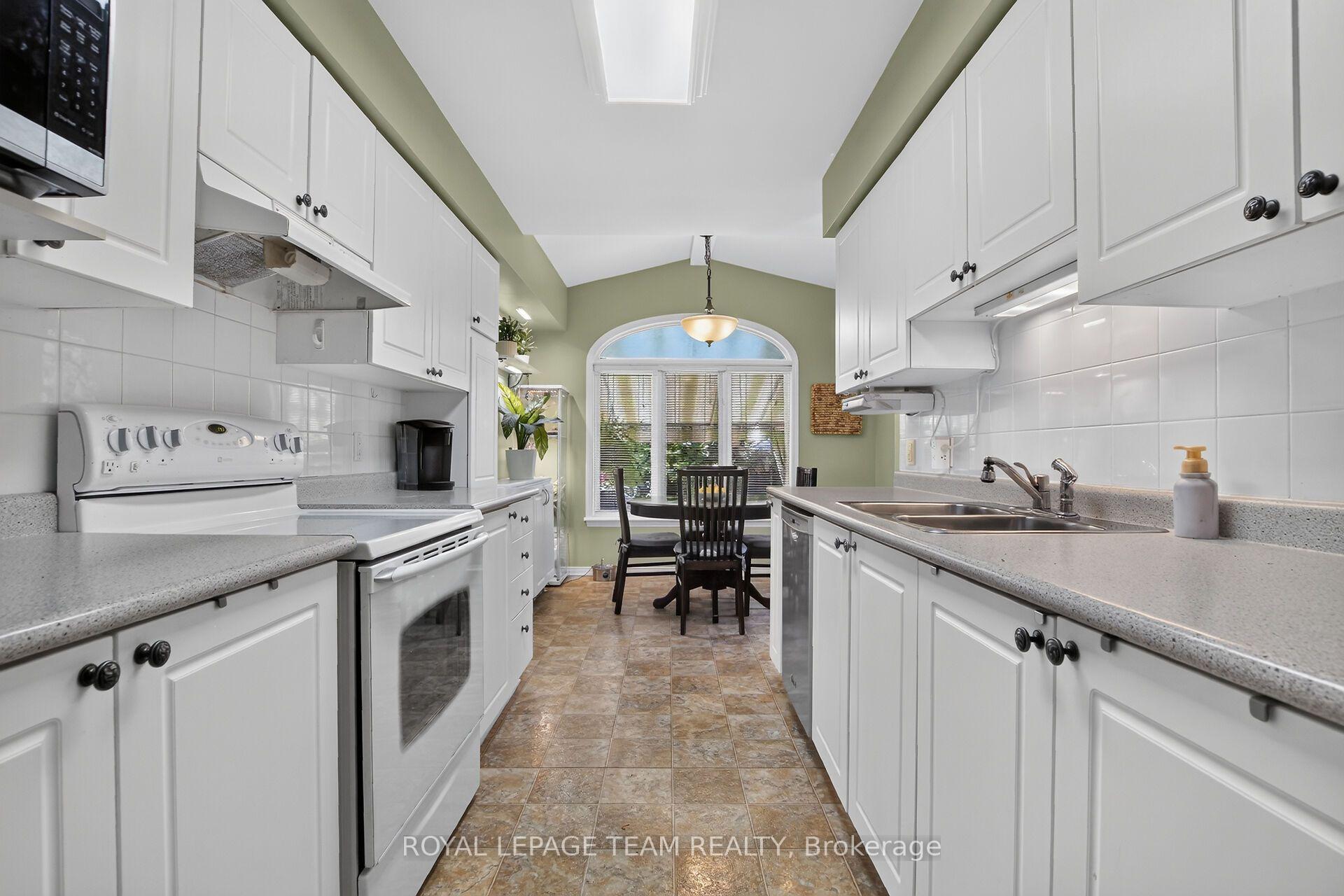 Photo 18 of 2 Wittingham Drive, Ottawa, Barrhaven East — HOMEH