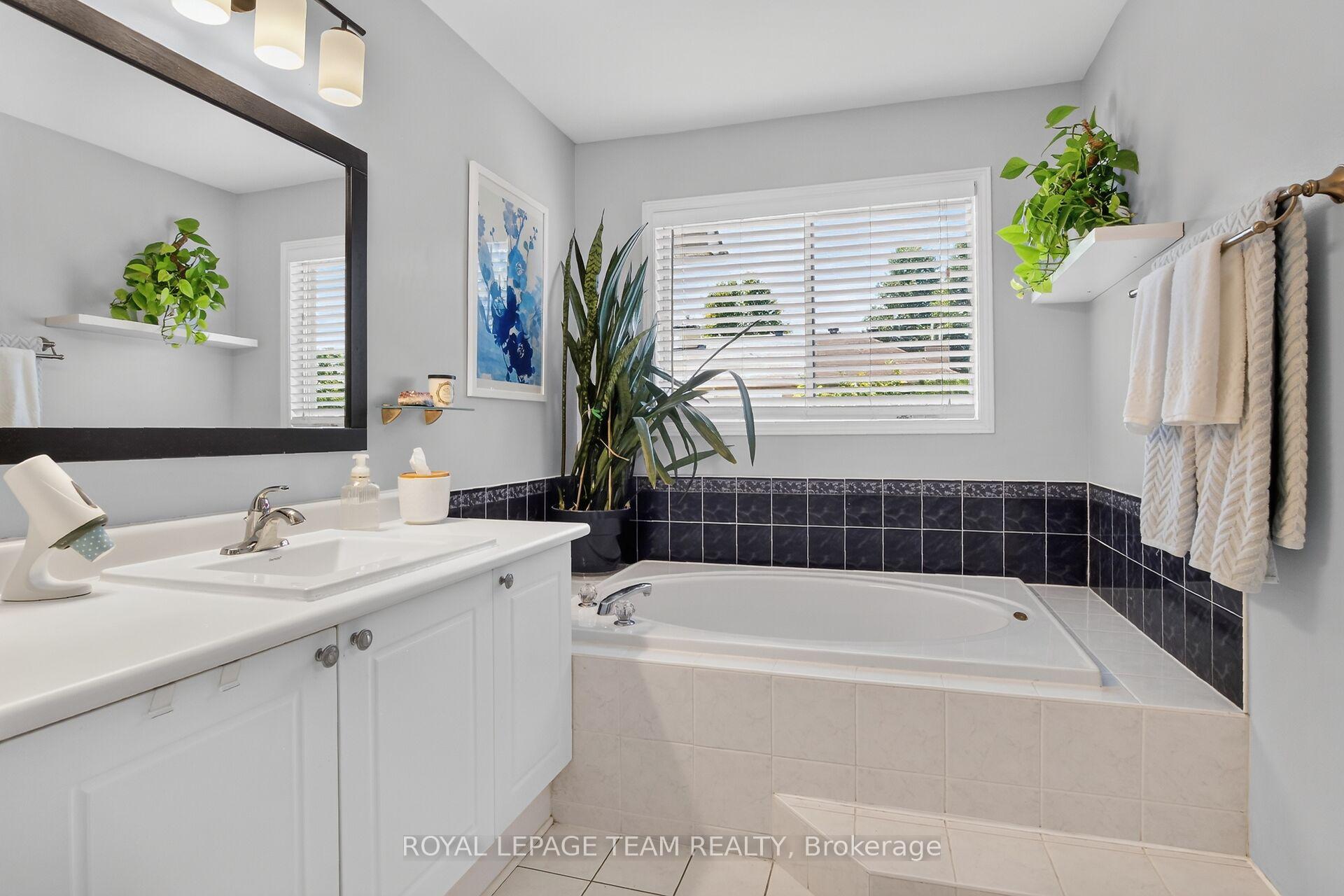 Photo 29 of 2 Wittingham Drive, Ottawa, Barrhaven East — HOMEH
