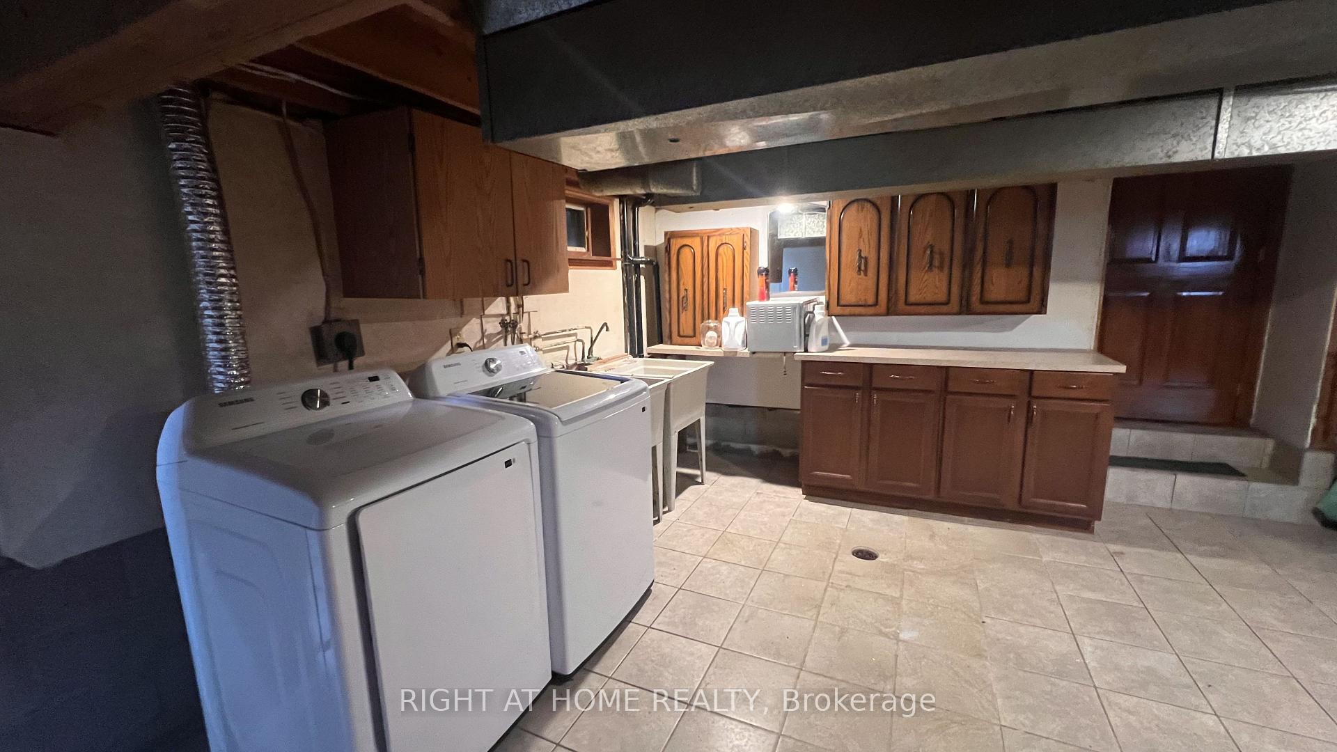 Photo 16 of Unit UPPER, 39 Lisgar Court, Hamilton, Lisgar — HOMEH