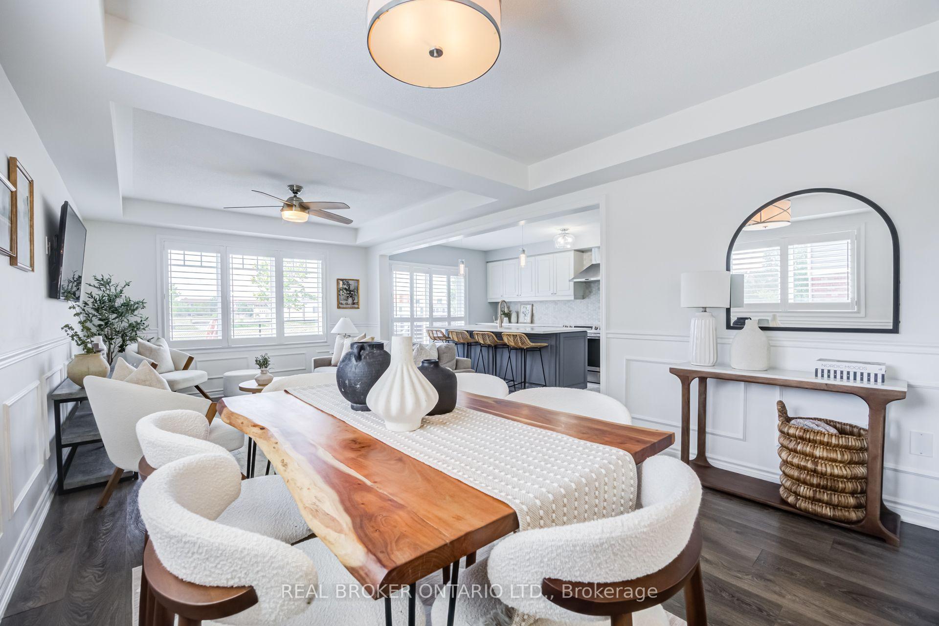 Photo 8 of 1178 Duignan Crescent, Milton, Ford — HOMEH