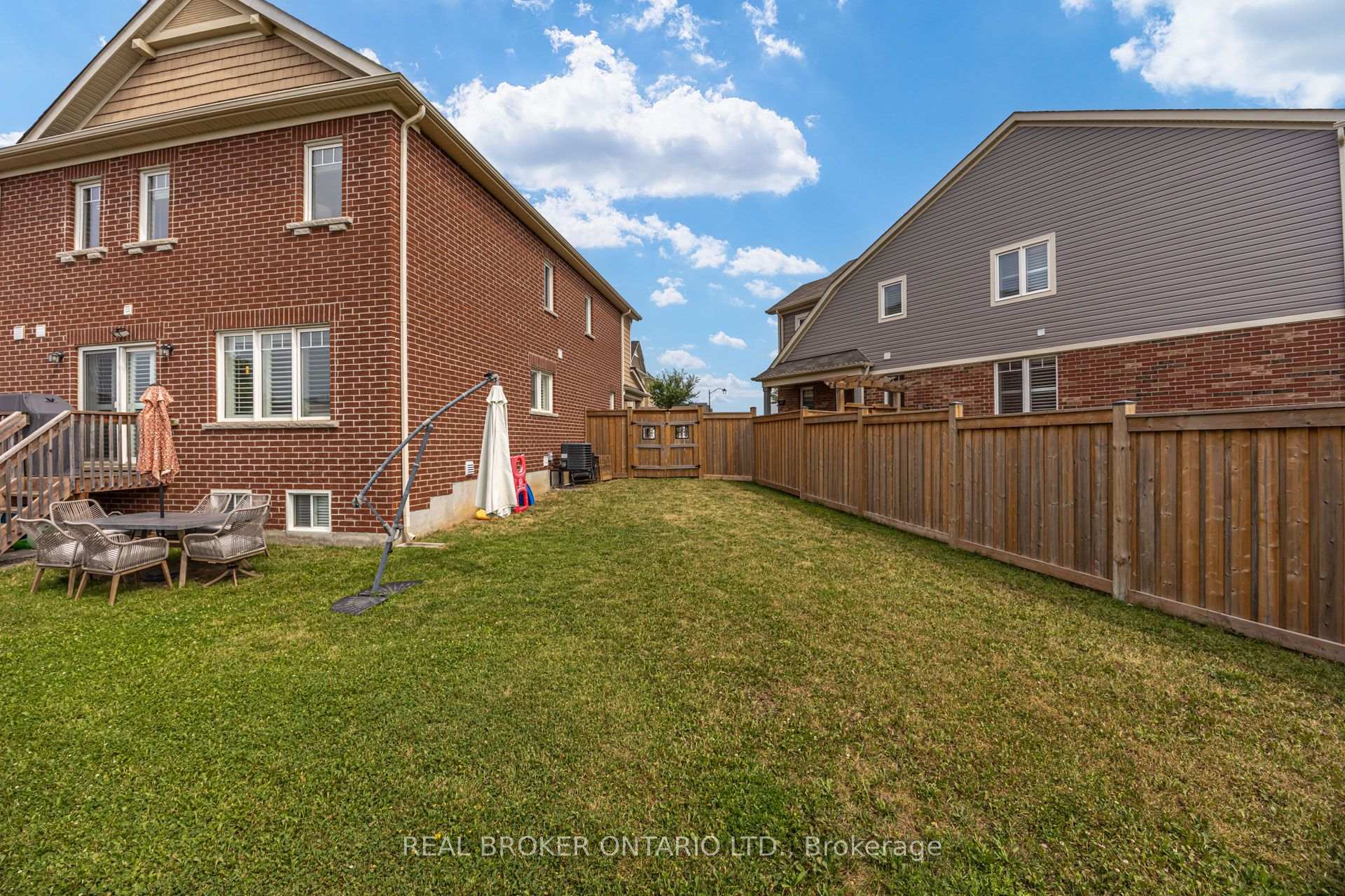 Photo 34 of 1178 Duignan Crescent, Milton, Ford — HOMEH