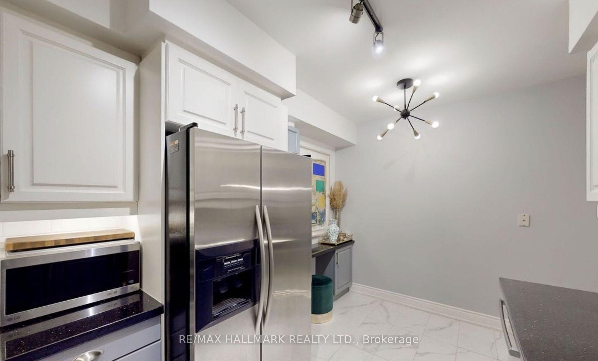 Photo 10 of Unit 115, 18 William Carson Crescent, North York, St. Andrew-Windfields — HOMEH