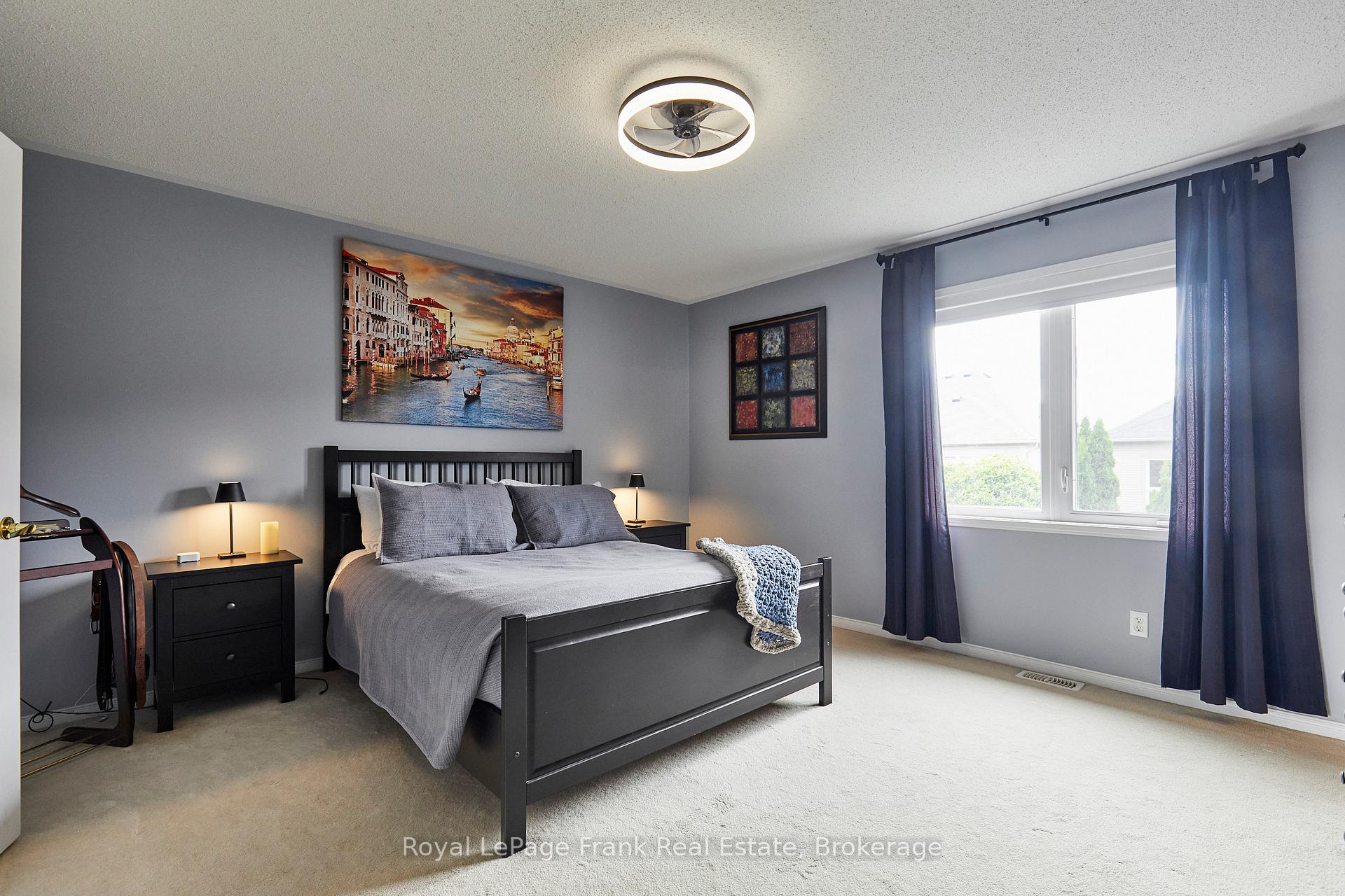 Photo 23 of 10 Lander Crescent, Clarington, Bowmanville — HOMEH