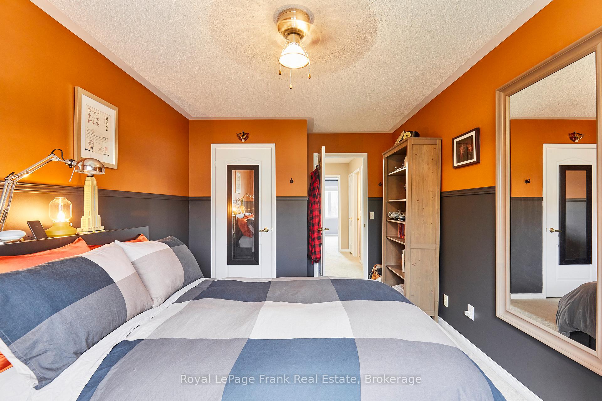 Photo 29 of 10 Lander Crescent, Clarington, Bowmanville — HOMEH