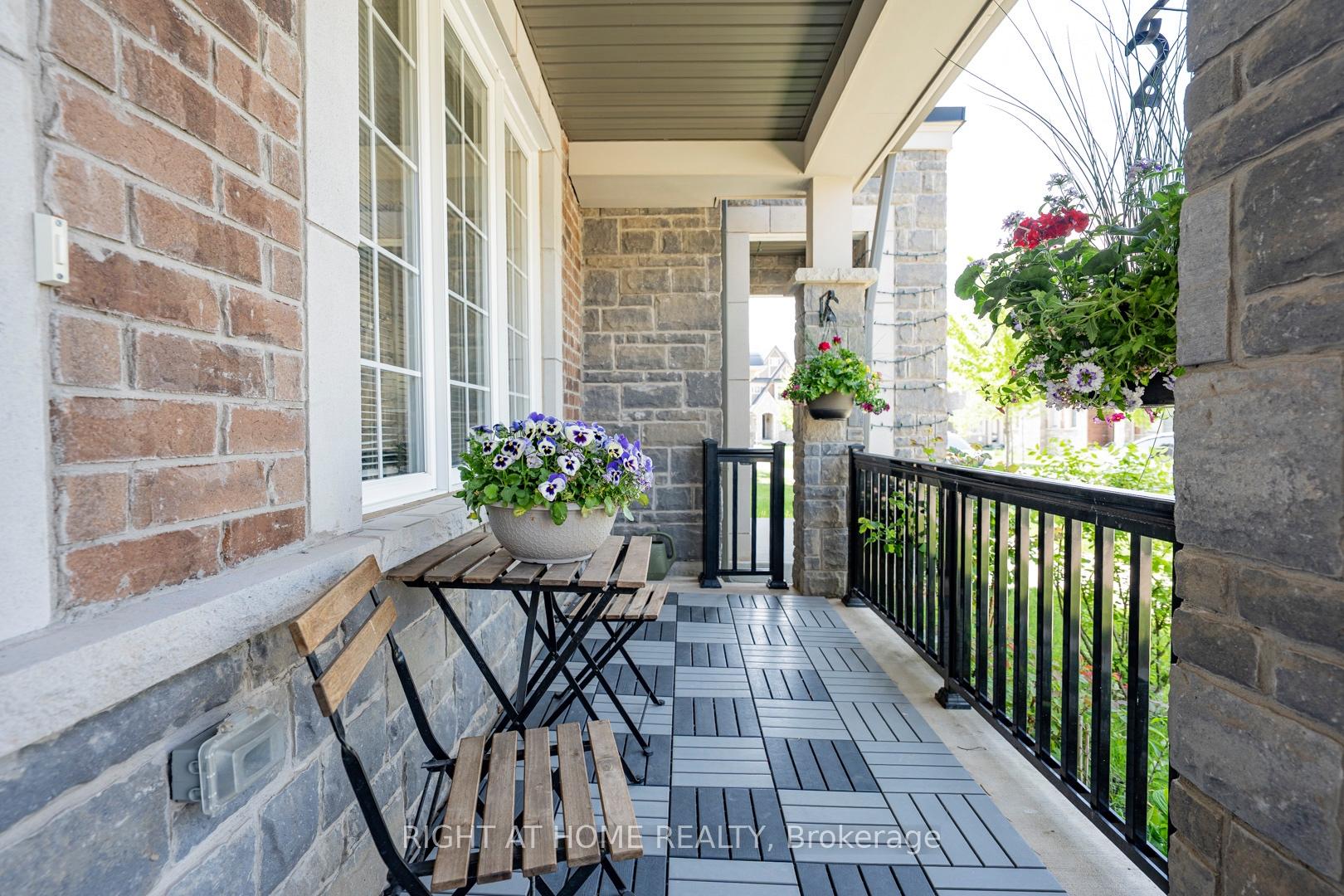 Photo 3 of 3315 Vardon Way, Oakville, Glenorchy — HOMEH