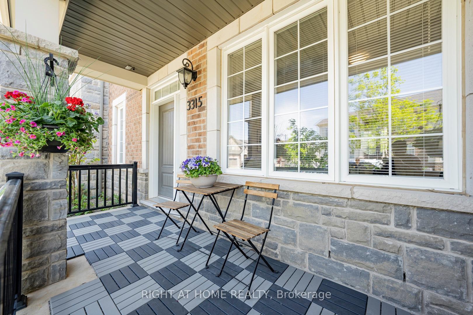 Photo 4 of 3315 Vardon Way, Oakville, Glenorchy — HOMEH