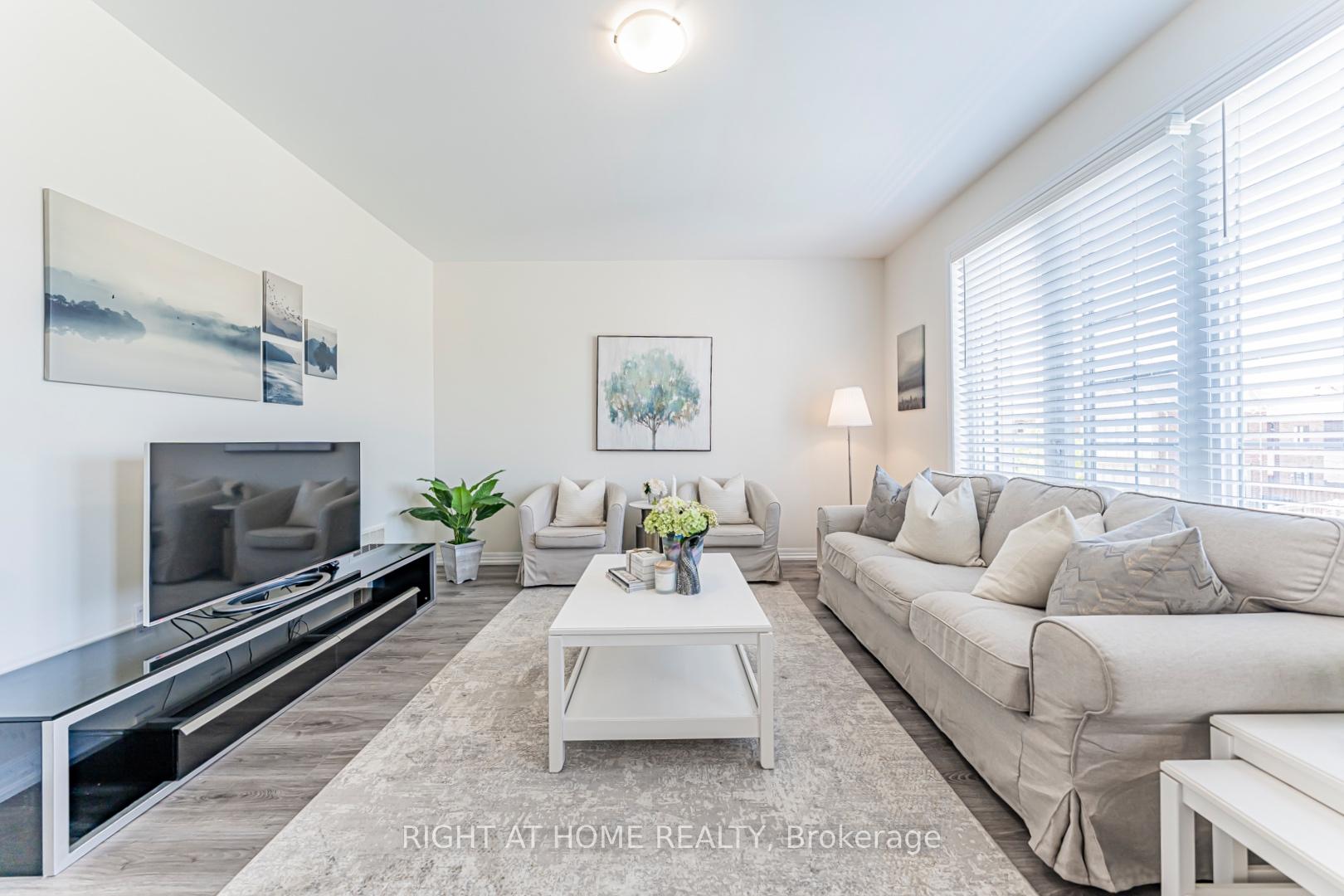 Photo 12 of 3315 Vardon Way, Oakville, Glenorchy — HOMEH