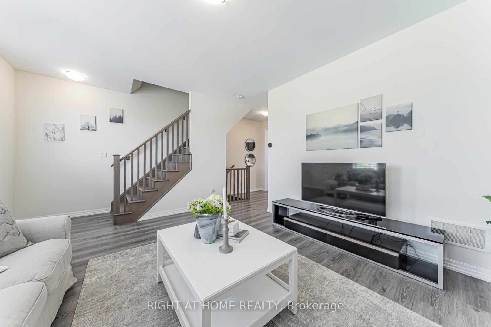 Photo 14 of 3315 Vardon Way, Oakville, Glenorchy — HOMEH