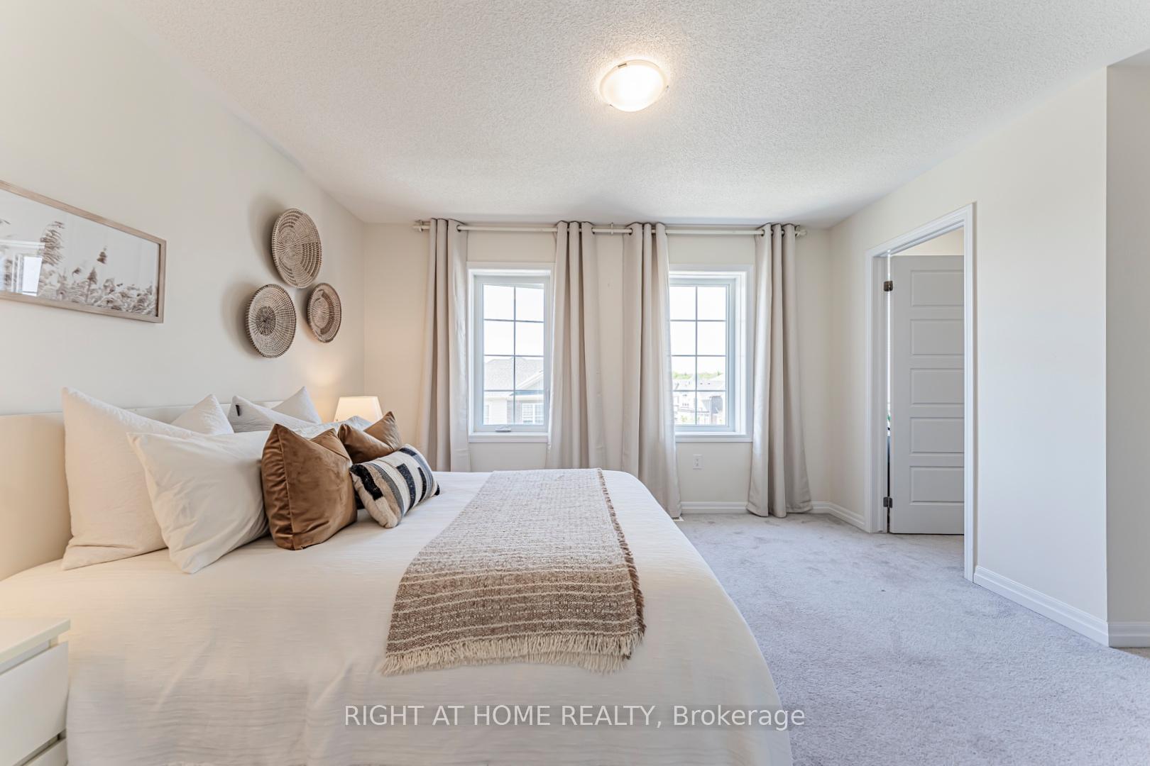 Photo 15 of 3315 Vardon Way, Oakville, Glenorchy — HOMEH